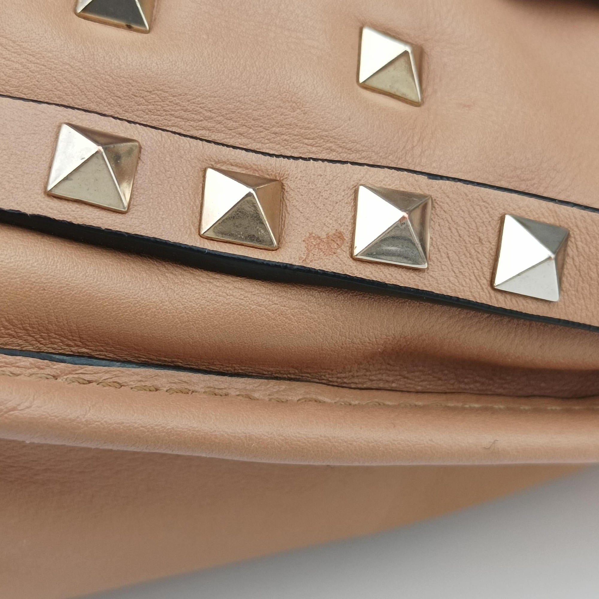 Rockstud tote Beige Leather BS-C285VIT3ロックスタッズ トート ベージュ レザー BS-C285VIT3