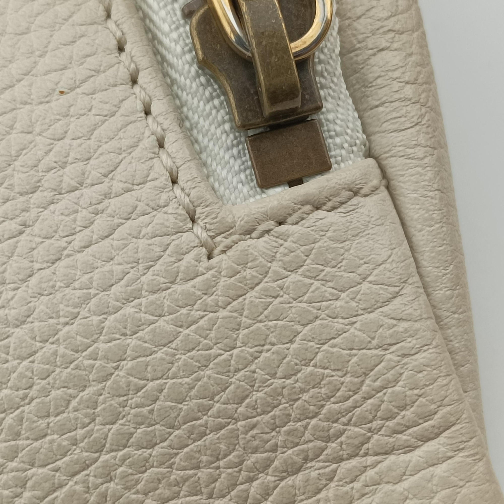 Gucci print White Leather 527792 B031006660グッチプリント ホワイト レザー 527792 B031006660