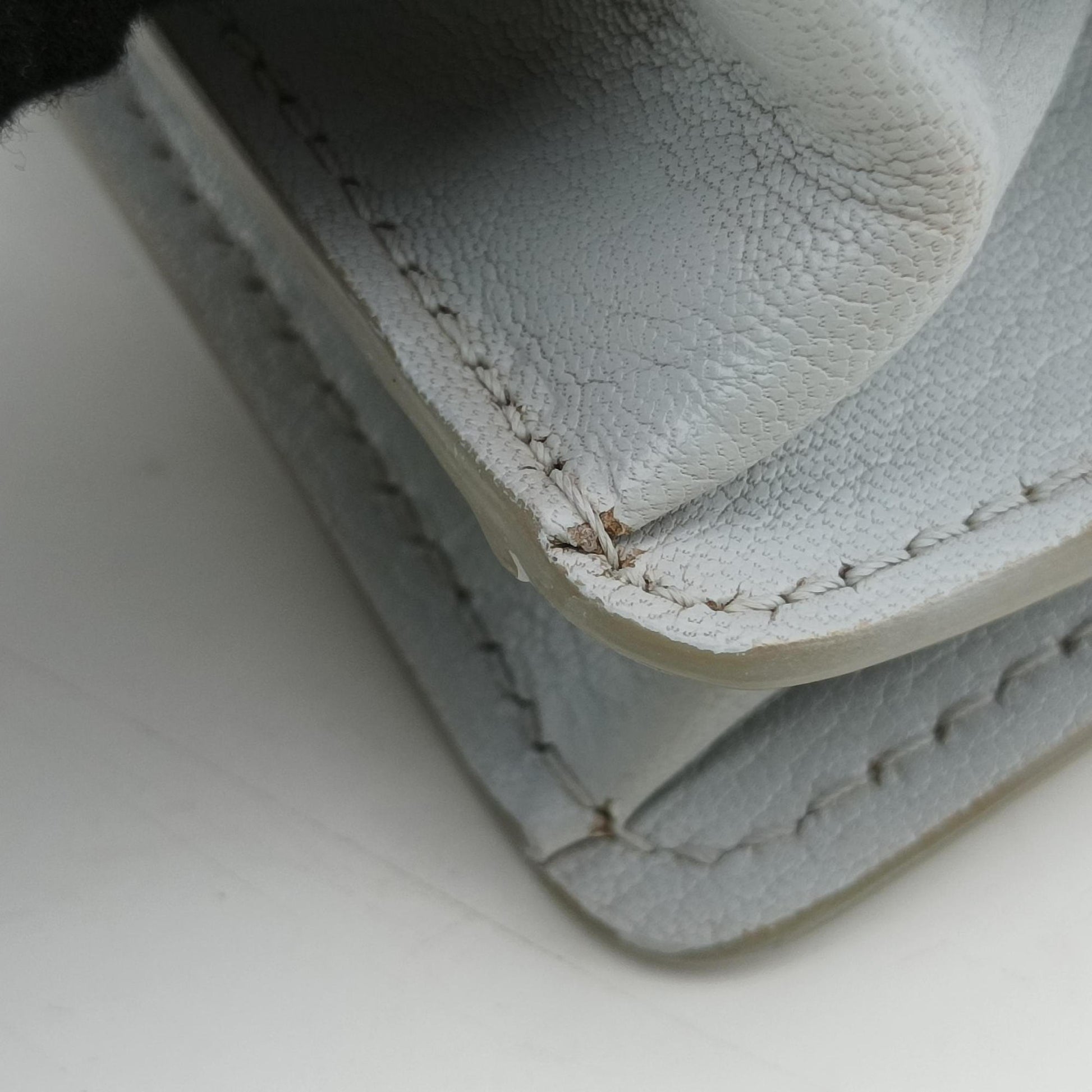 Abbey Chain Mini Light Blue Leather 04195765-9アビー チェーン ミニ ライトブルー レザー 04195765-9