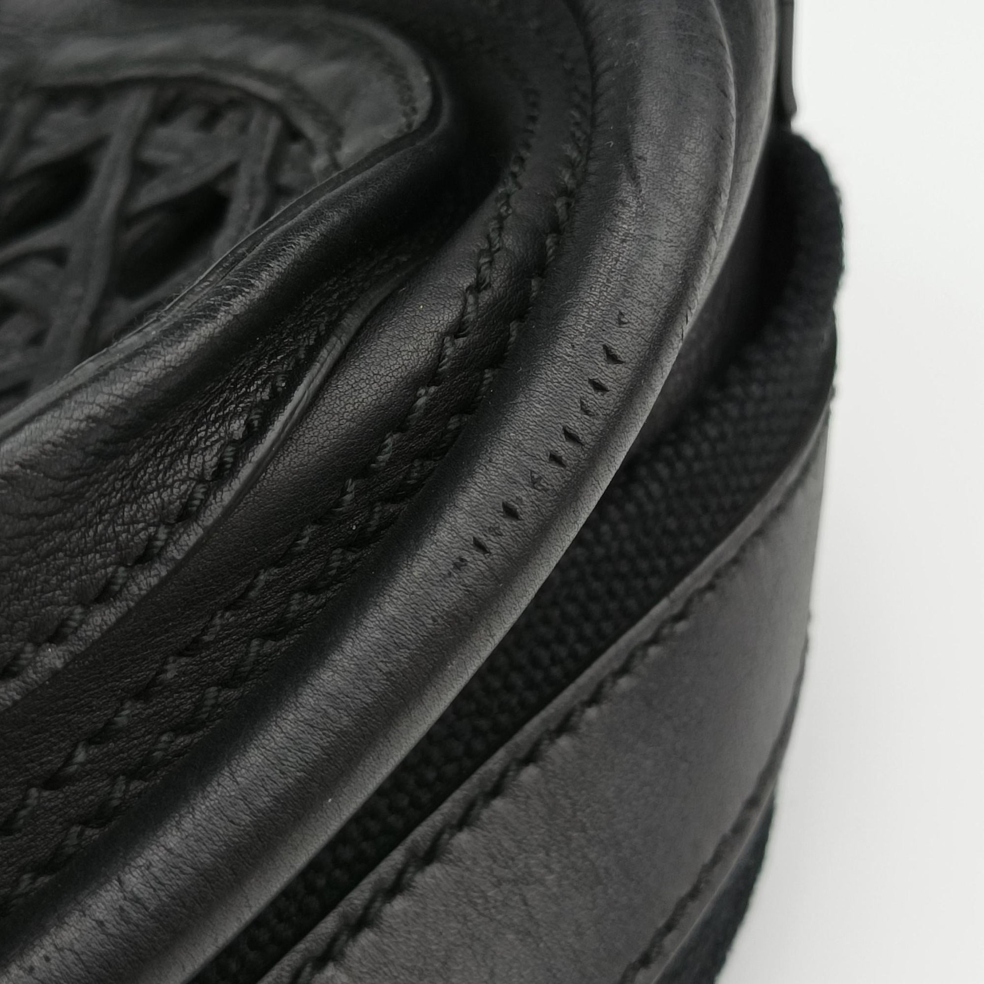 Lattice Messenger Black leather 13-MA-0140ラティスメッセンジャー ブラック レザー 13-MA-0140