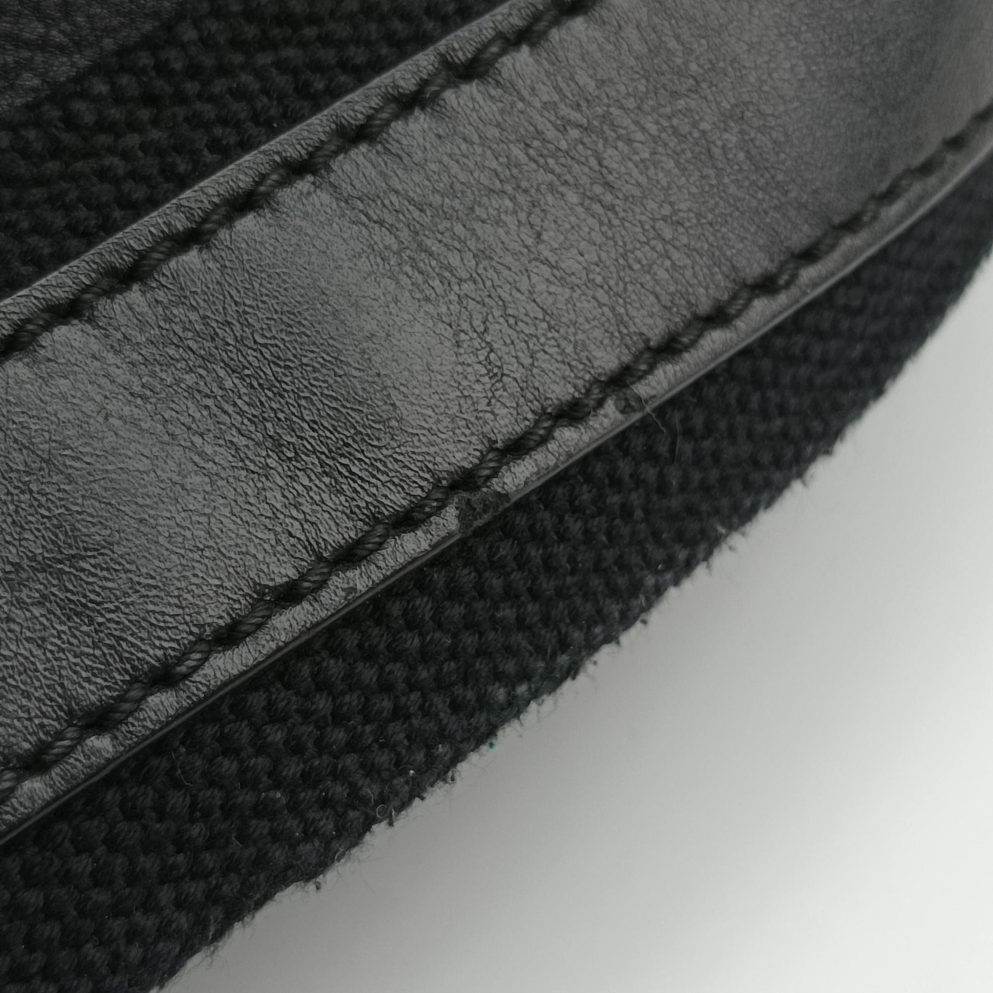 Lattice Messenger Black leather 13-MA-0140ラティスメッセンジャー ブラック レザー 13-MA-0140