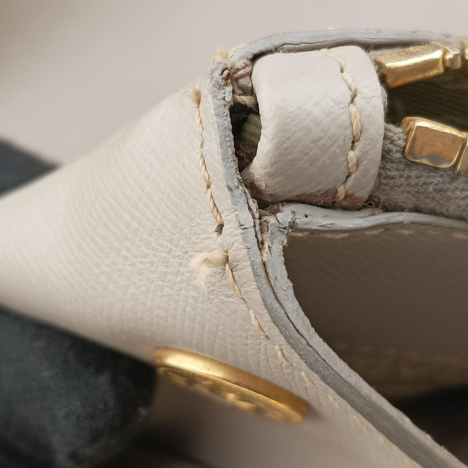Galleria Beige SAFFIANO Leather BN1802 7 8ガレリア ベージュ サフィアーノレザー BN1802 7 8