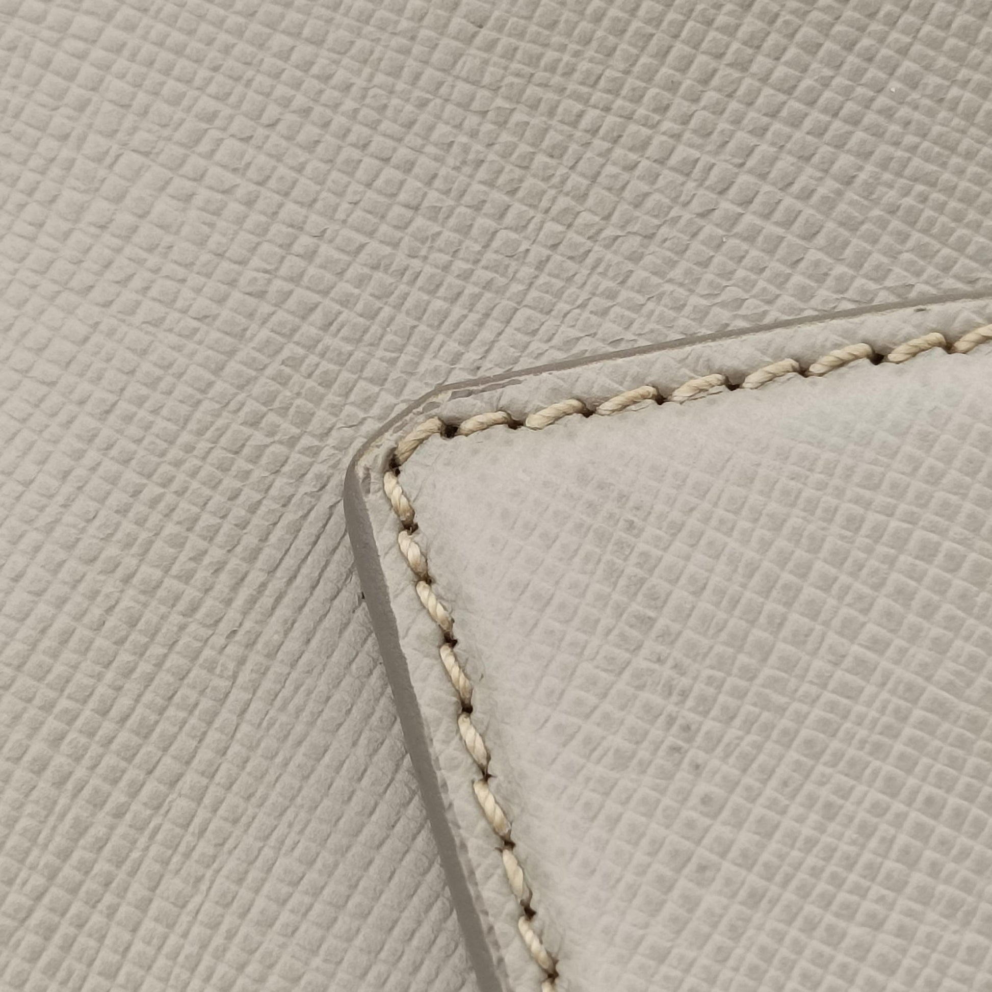 Galleria Beige SAFFIANO Leather BN1802 7 8ガレリア ベージュ サフィアーノレザー BN1802 7 8