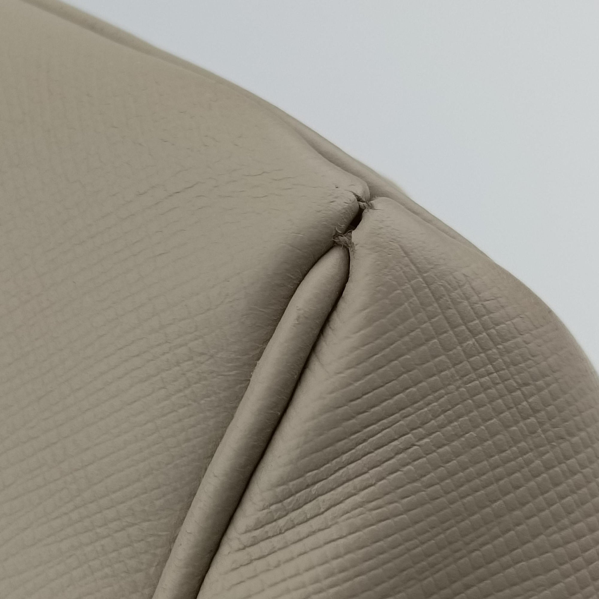 Galleria Beige SAFFIANO Leather BN1802 7 8ガレリア ベージュ サフィアーノレザー BN1802 7 8