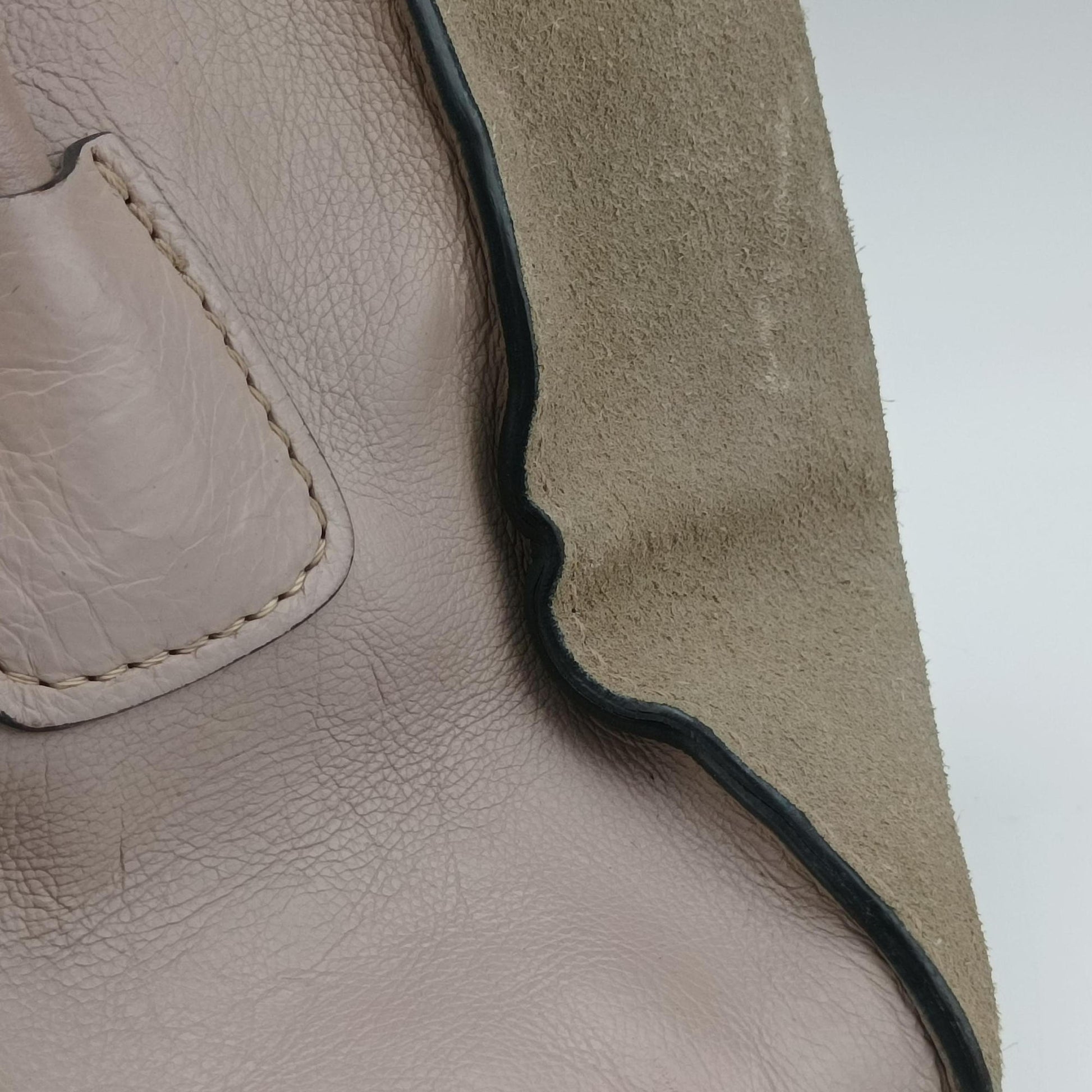 Glace Twin Pocket Tote Beige×Pink Suede × leather B2625M 231グレース ツインポケットトート ベージュ×ピンク スエード×レザー B2625M 231