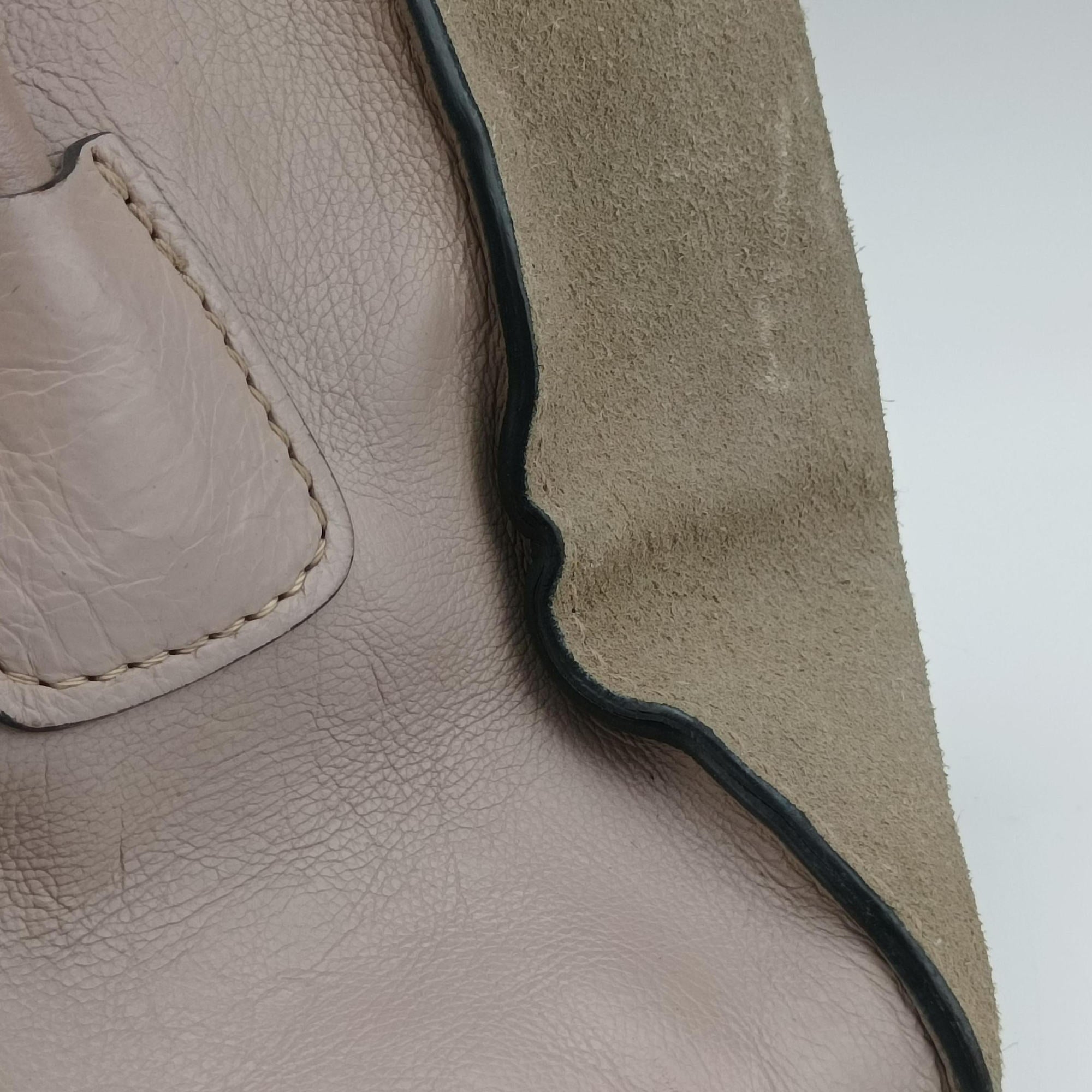 Glace Twin Pocket Tote Beige×Pink Suede × leather B2625M 231グレース ツインポケットトート ベージュ×ピンク スエード×レザー B2625M 231