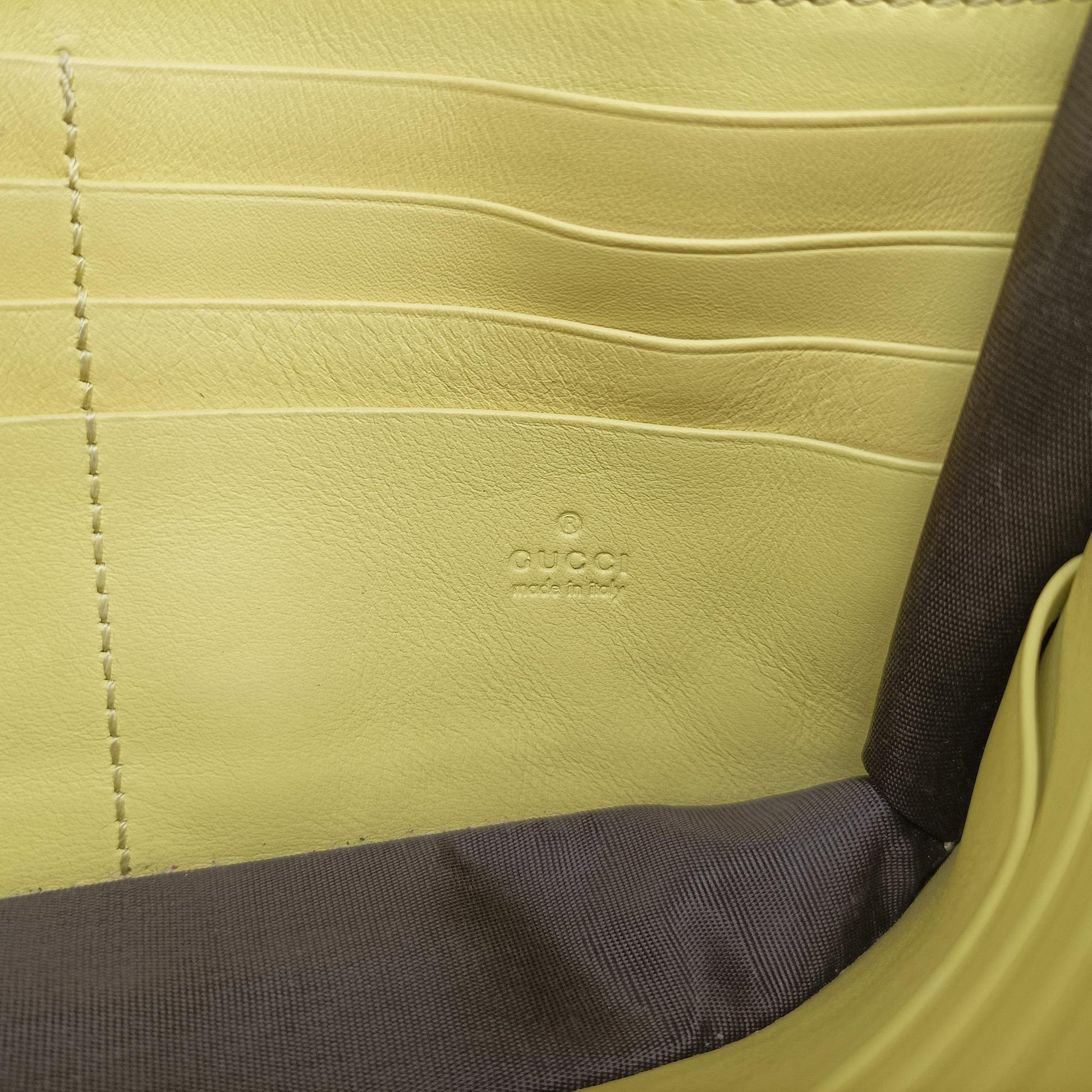 Interlocking G Yellow Leather 369664 インターロッキングG イエロー レザー 369664 