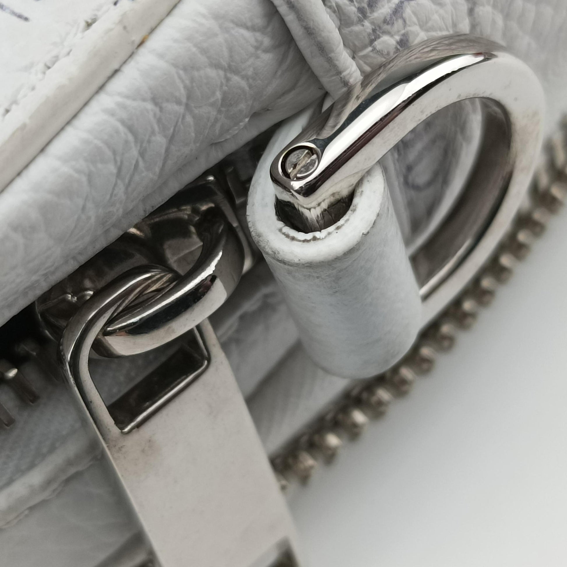 Daniel Arsham collaboration Newspaper Print White Leather 10-BO-1129ダニエルアーシャム コラボ ニュースペーパー ホワイト レザー 10-BO-1129