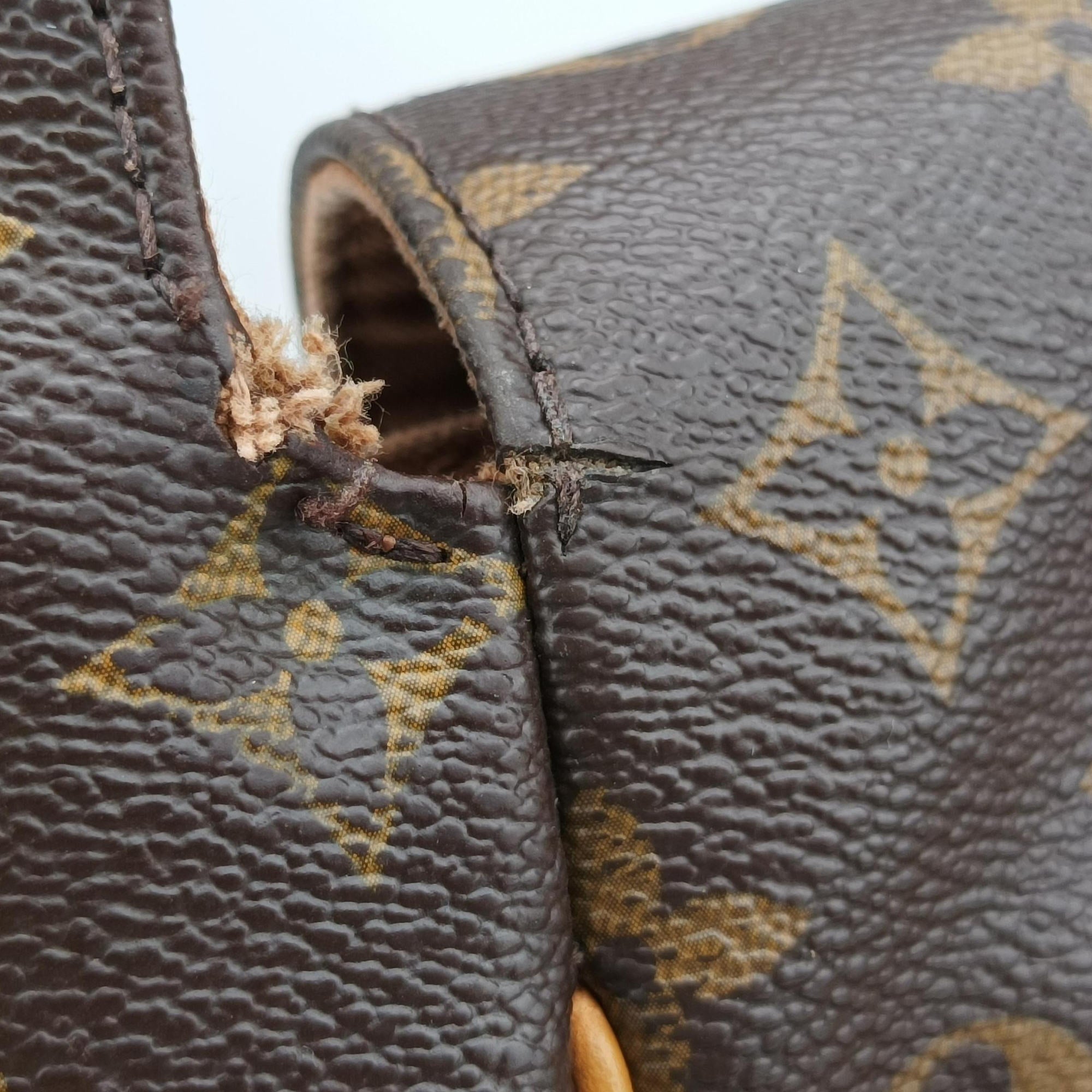 Abbesses Messenger MM brown Monogram canvas M97038 CA0151アベス メッセンジャーMM モノグラム/ブラウン モノグラムキャンバス M97038 CA0151