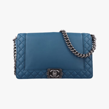 BOY CHANEL Blue Leather A67948 18938141ボーイシャネル ブルー レザー A67948 18938141