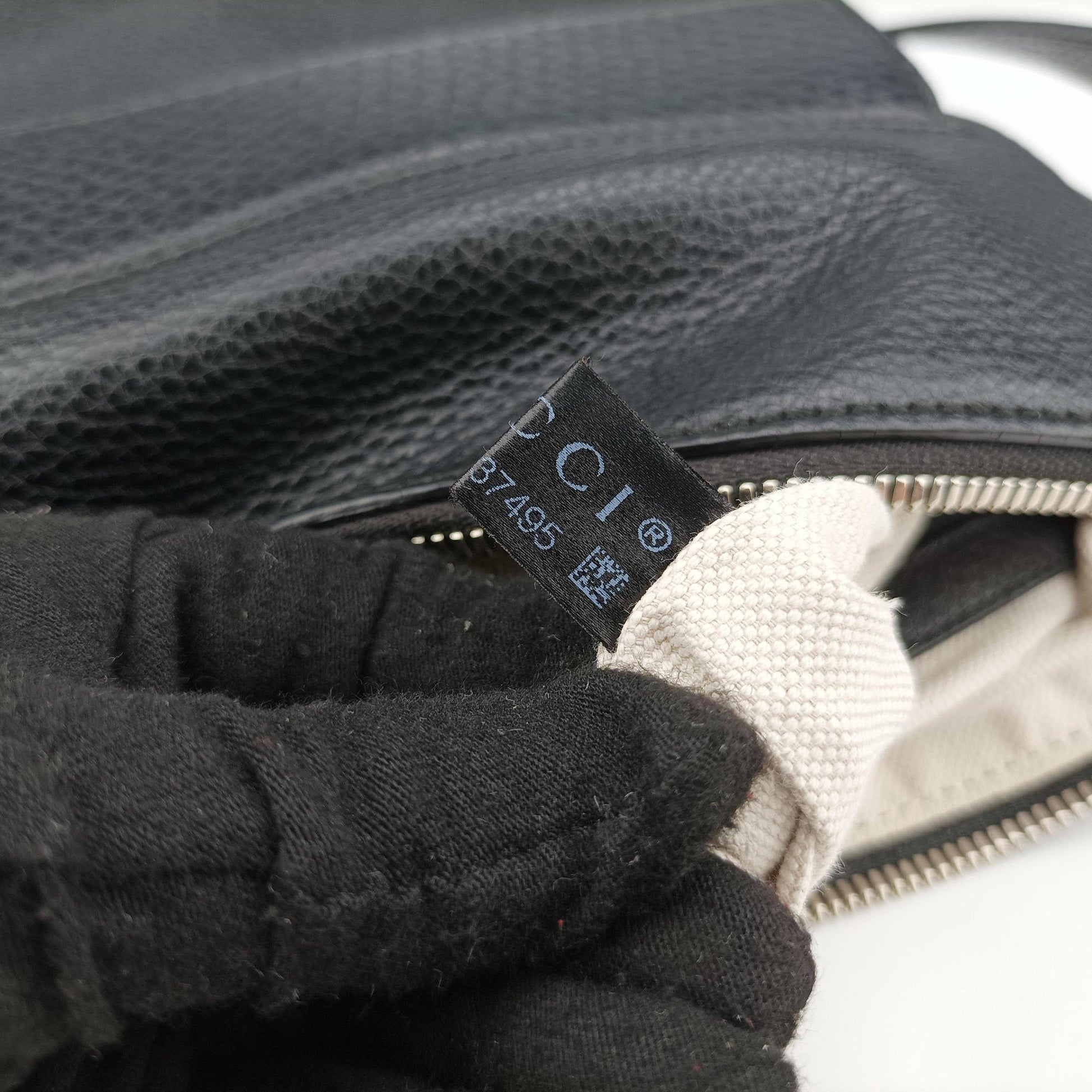 Interlocking G Logo Soho Messenger Black Leather 322059 E014137495インターロッキングG ソーホー メッセンジャー ブラック レザー 322059 E014137495