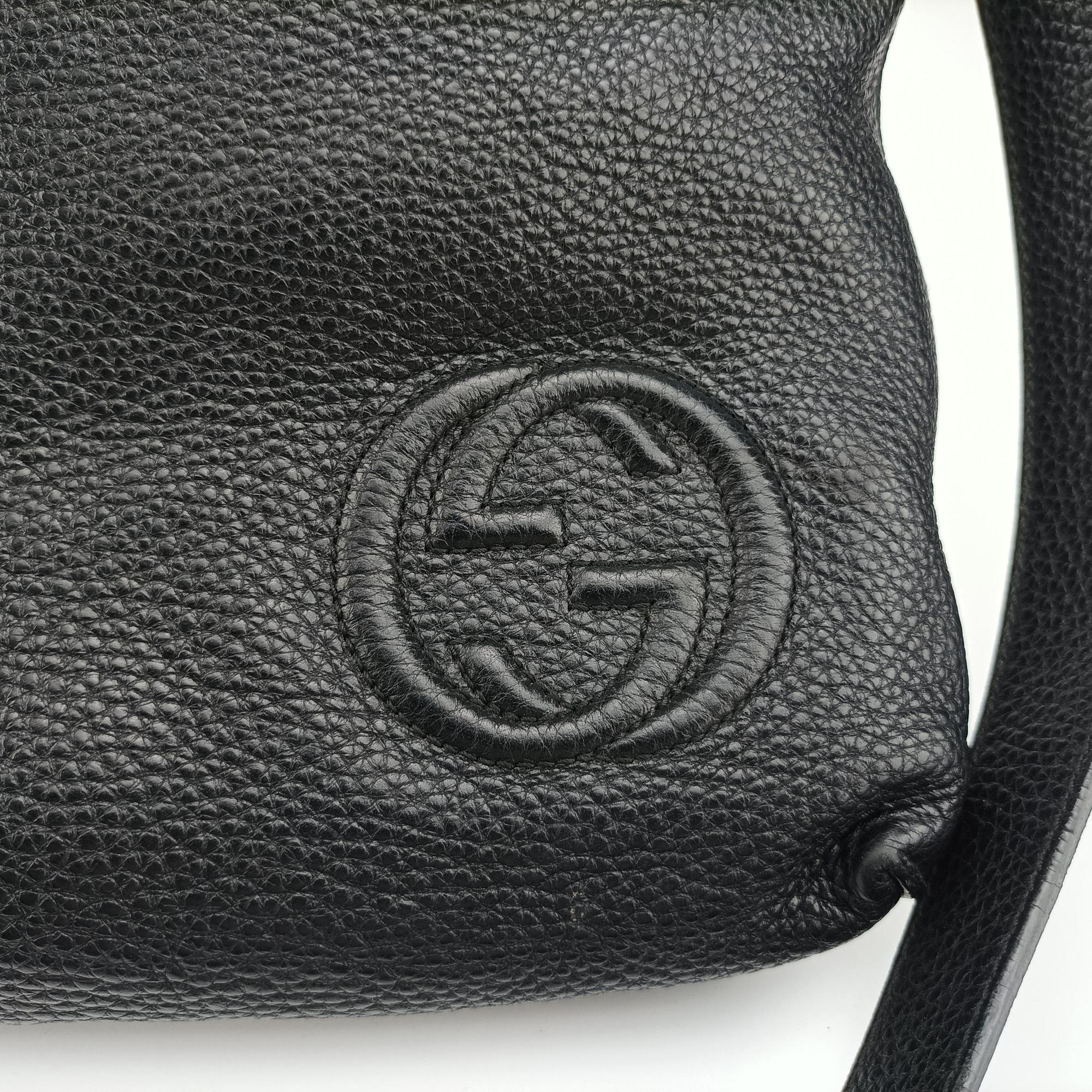 Interlocking G Logo Soho Messenger Black Leather 322059 E014137495インターロッキングG ソーホー メッセンジャー ブラック レザー 322059 E014137495
