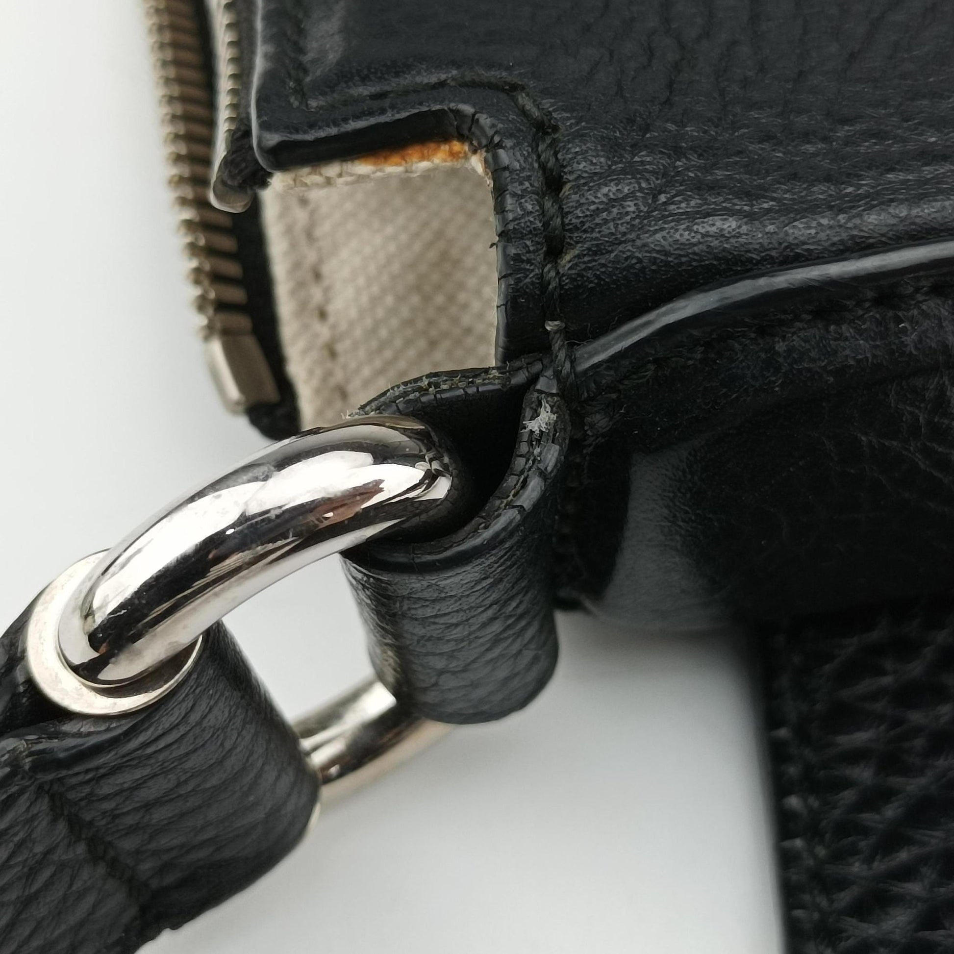 Interlocking G Logo Soho Messenger Black Leather 322059 E014137495インターロッキングG ソーホー メッセンジャー ブラック レザー 322059 E014137495