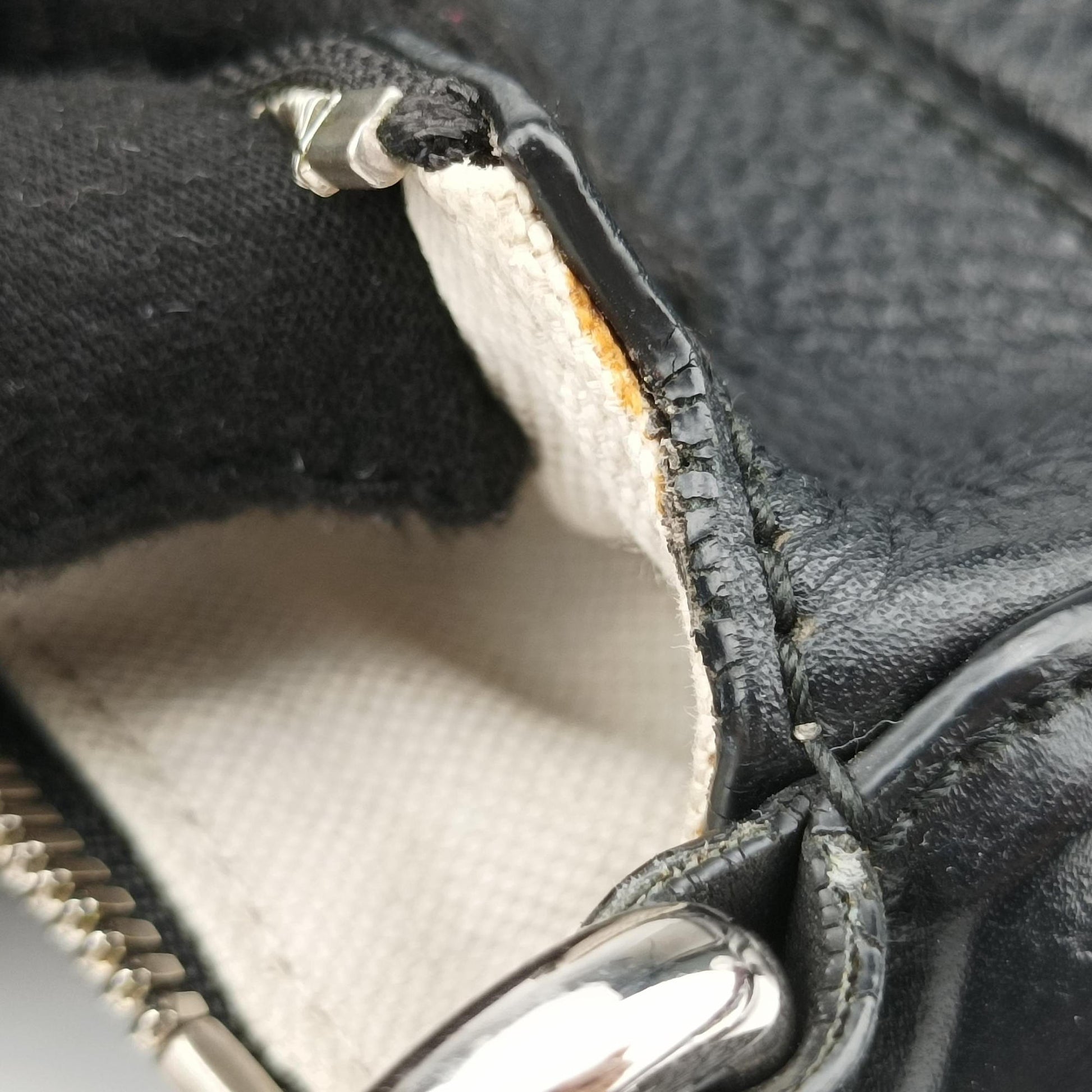 Interlocking G Logo Soho Messenger Black Leather 322059 E014137495インターロッキングG ソーホー メッセンジャー ブラック レザー 322059 E014137495