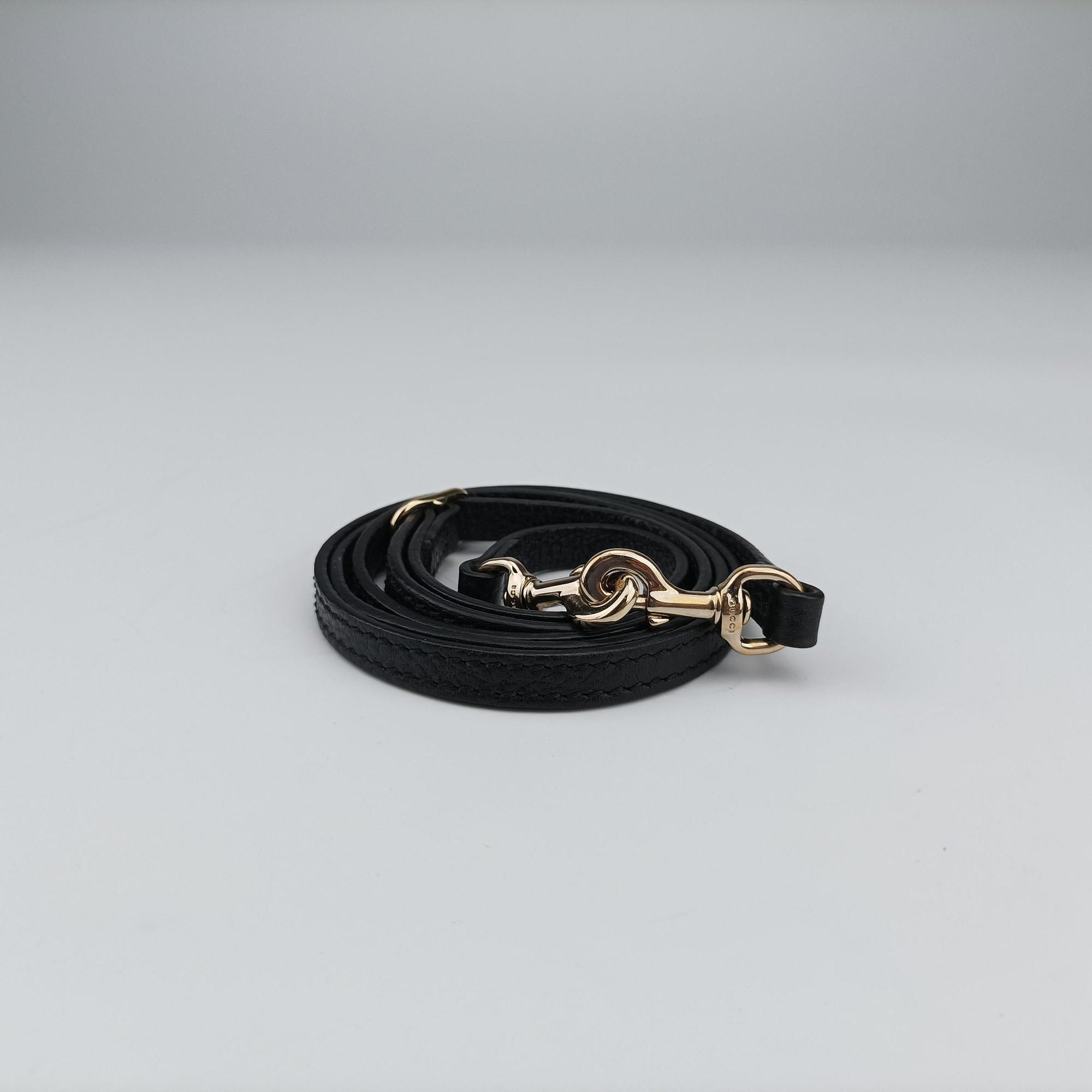 Swing Top Handle Black Leather 368824 F016868905スウィング ブラック レザー 368824 F016868905