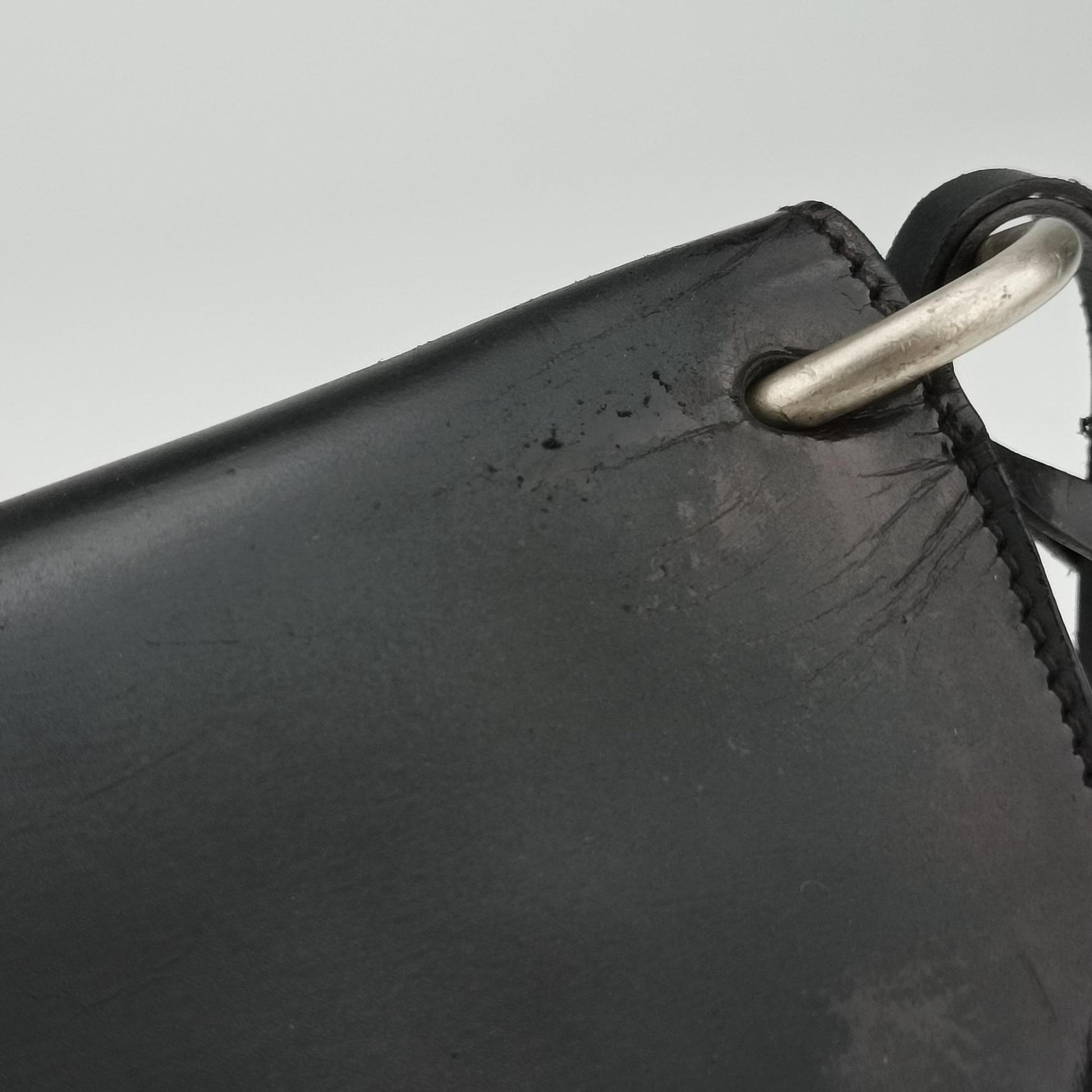 Half Moon Flap Black Leather B11231 145ハーフムーン フラップ ブラック レザー  B11231 145