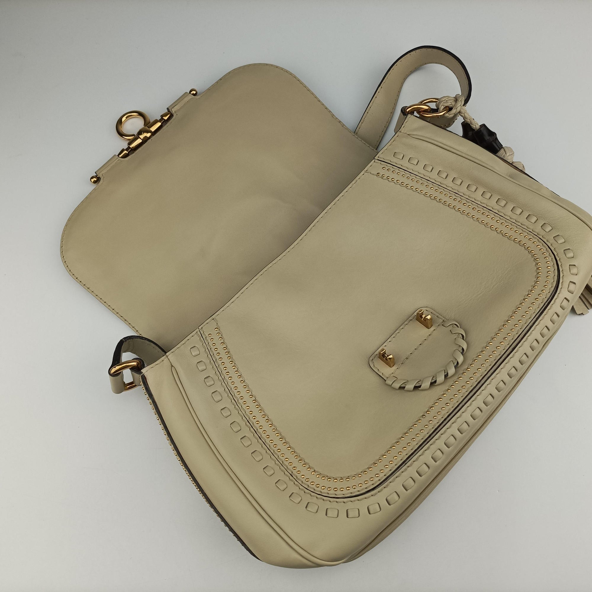 Snaffle Bit ivory Leather 263955 F8790590スナッフルビット アイボリー レザー 263955 F8790590