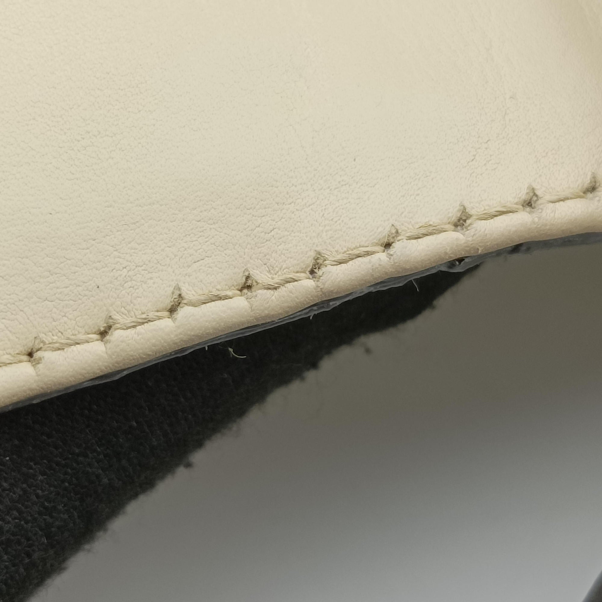 Snaffle Bit ivory Leather 263955 F8790590スナッフルビット アイボリー レザー 263955 F8790590