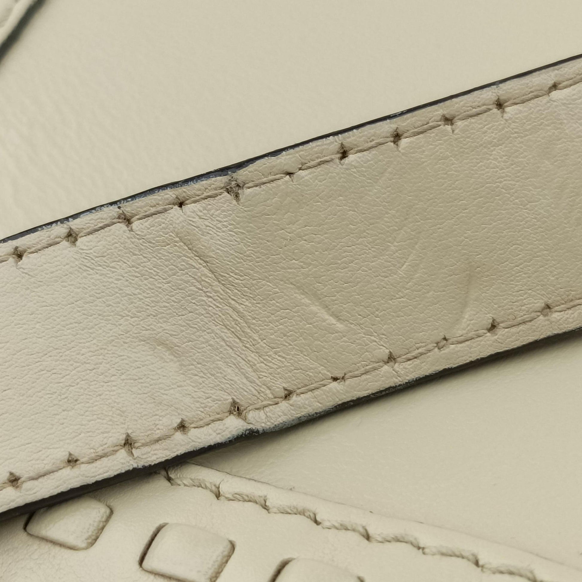 Snaffle Bit ivory Leather 263955 F8790590スナッフルビット アイボリー レザー 263955 F8790590