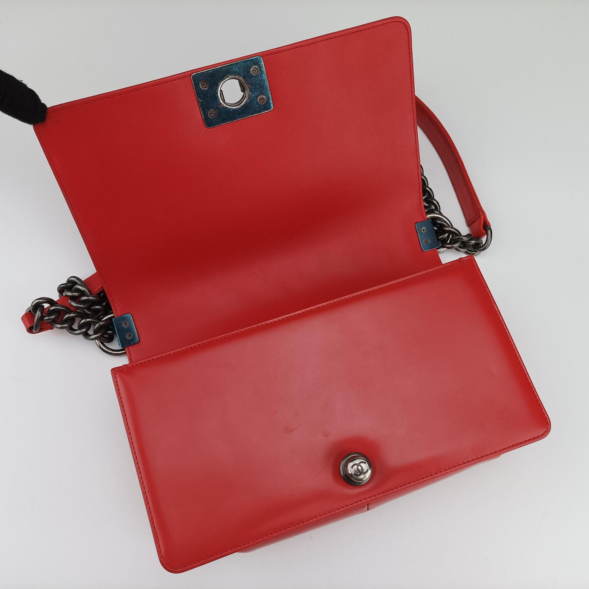 BOY CHANEL Red Leather A67086 21476168ボーイシャネル レッド レザー A67086 21476168