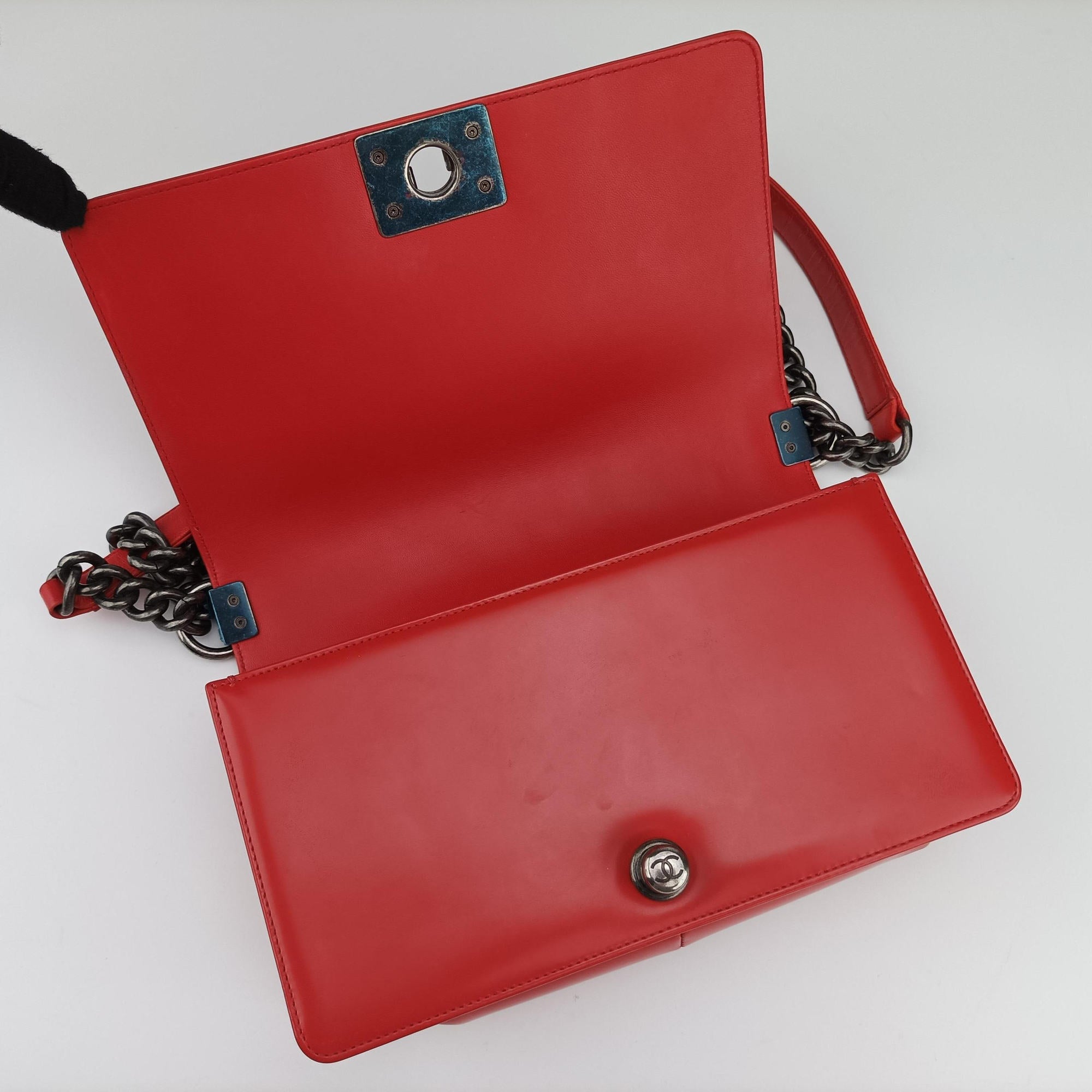 BOY CHANEL Red Leather A67086 21476168ボーイシャネル レッド レザー A67086 21476168