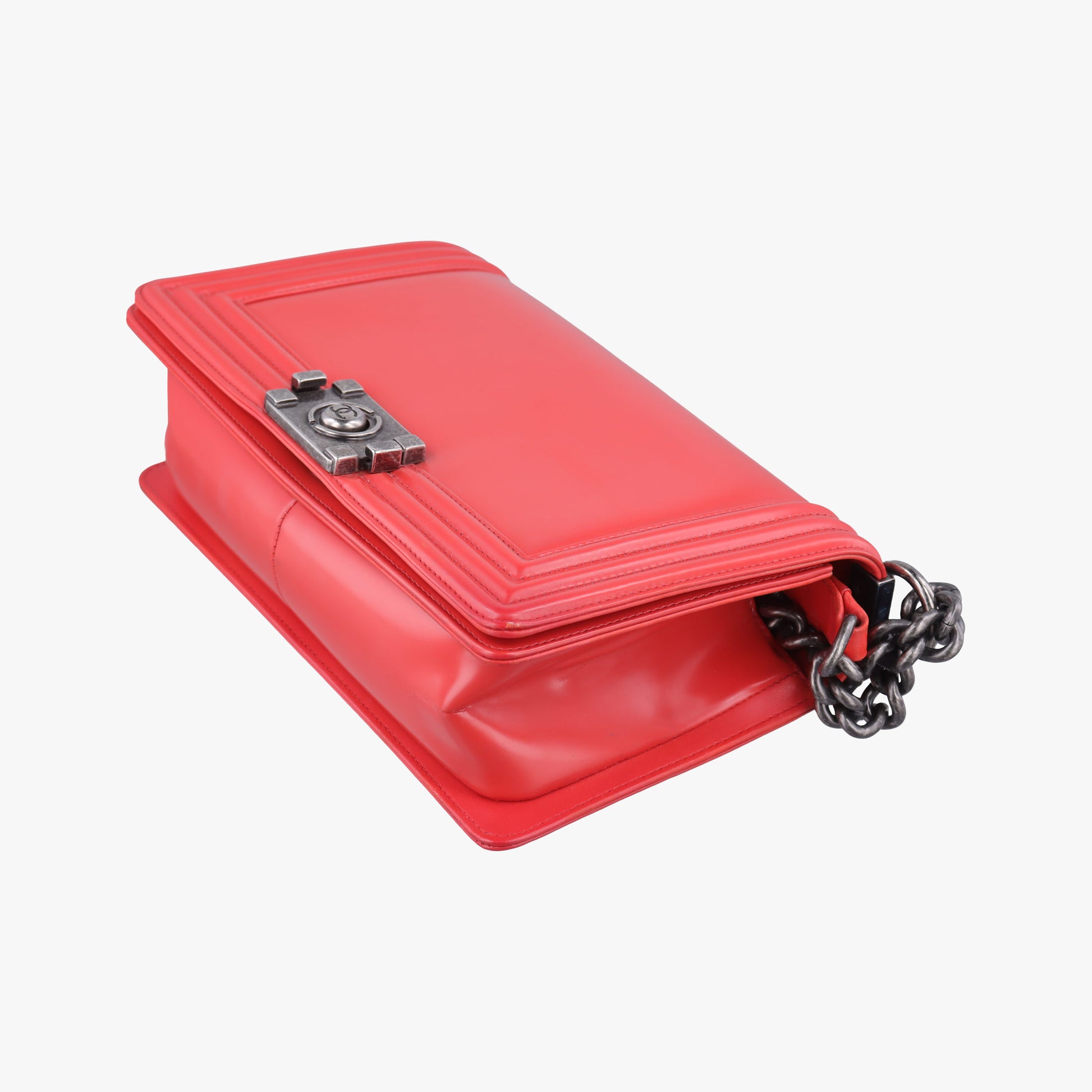 BOY CHANEL Red Leather A67086 21476168ボーイシャネル レッド レザー A67086 21476168