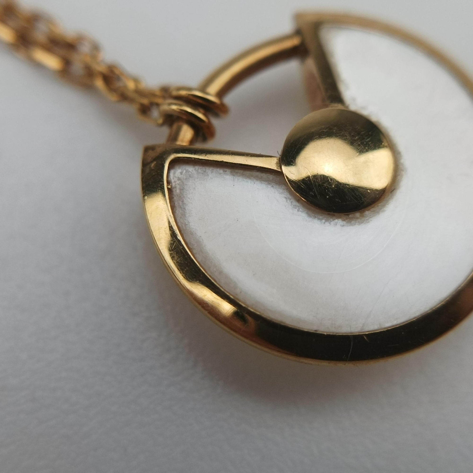 Amulette de Cartier Golden×White AU750 B3047100 HJP687アミュレット ドゥ カルティエ ゴールド×ホワイト AU750 B3047100 HJP687