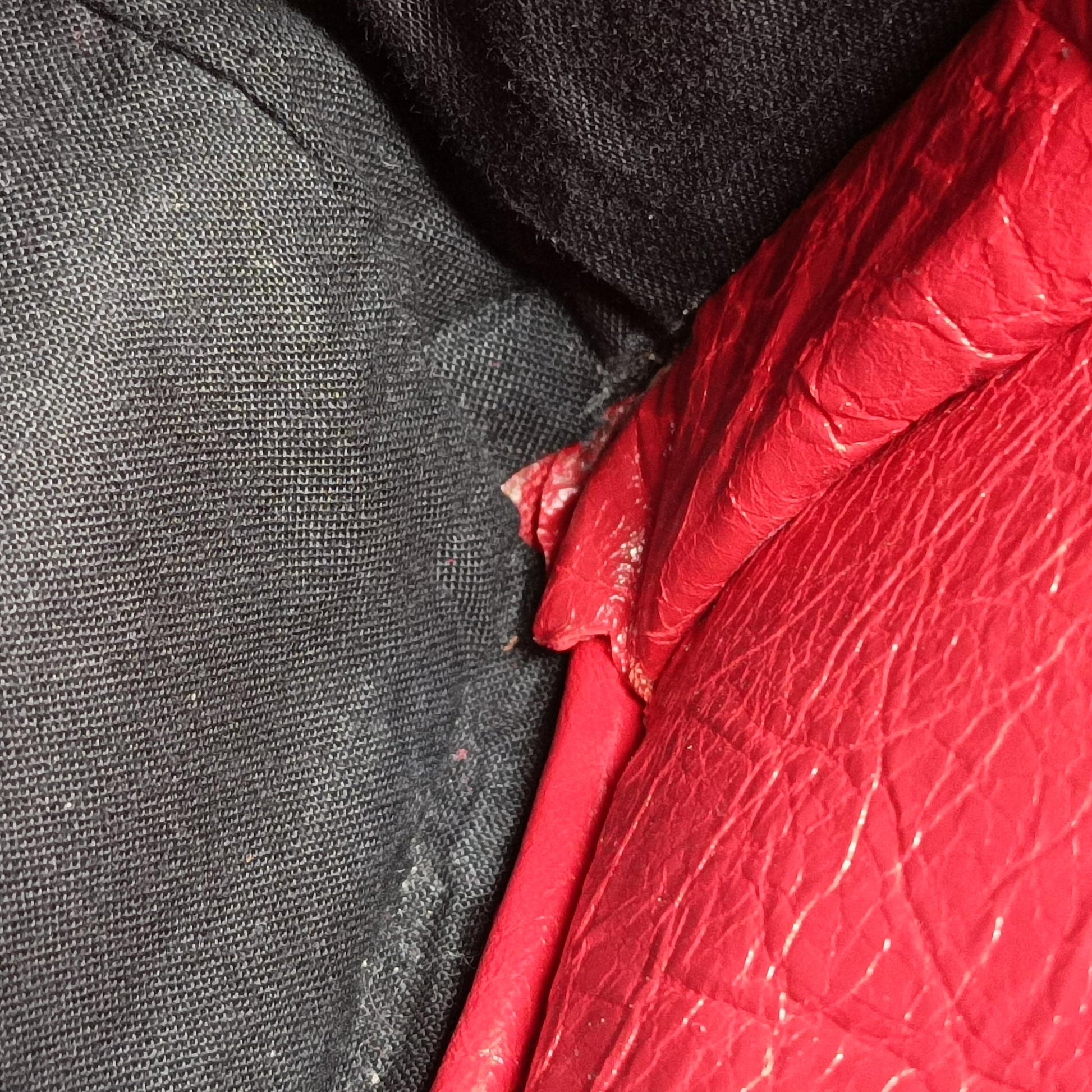 Blanket Square Red Arena Lambskin  466541 466541.6313.B.002123ブランケット スクエアS レッド アリーナ レザー 466541 466541.6313.B.002123
