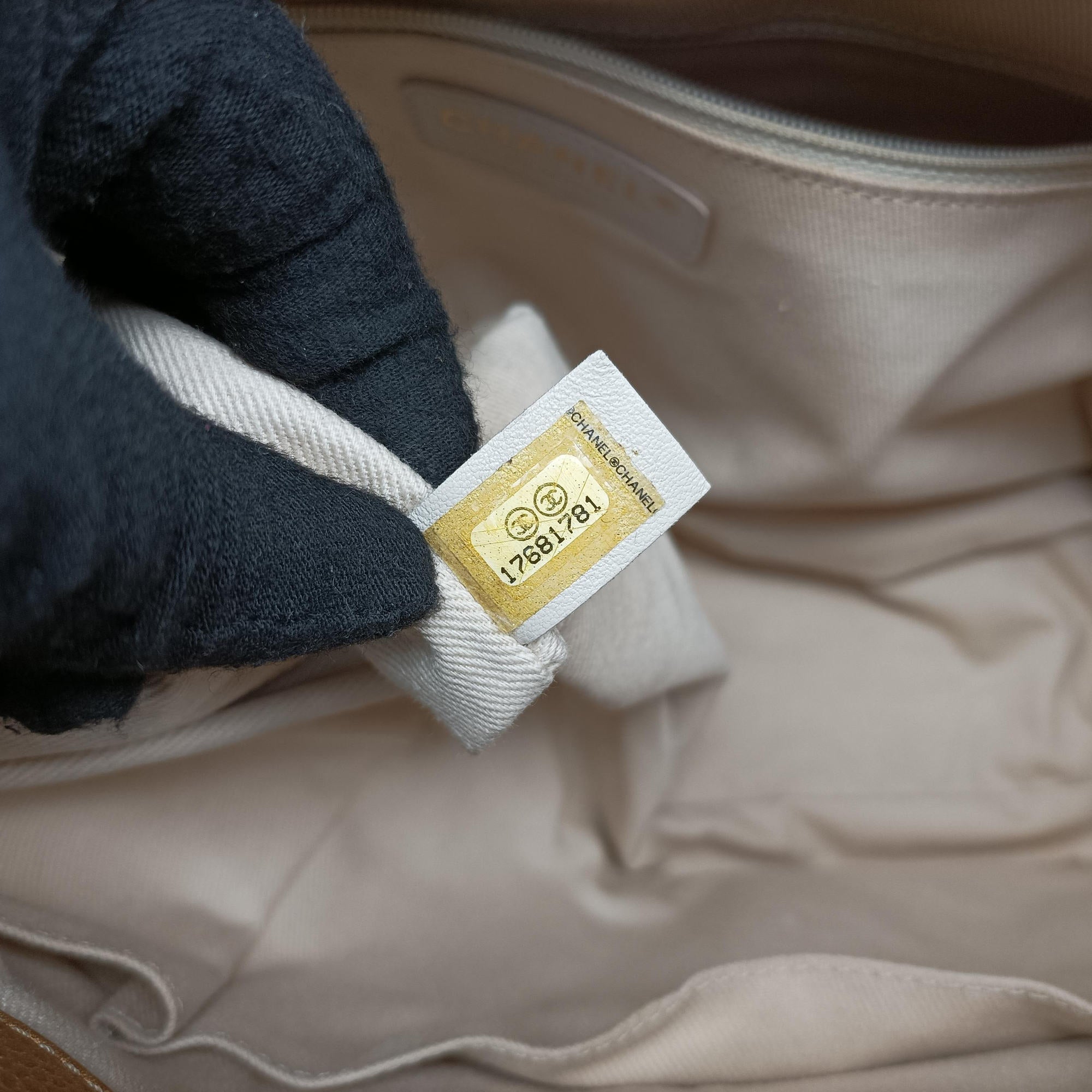 Matelasse Cocomark Golden caviar skin A65771 17681781マトラッセ ココマーク ゴールド キャビアスキン A65771 17681781