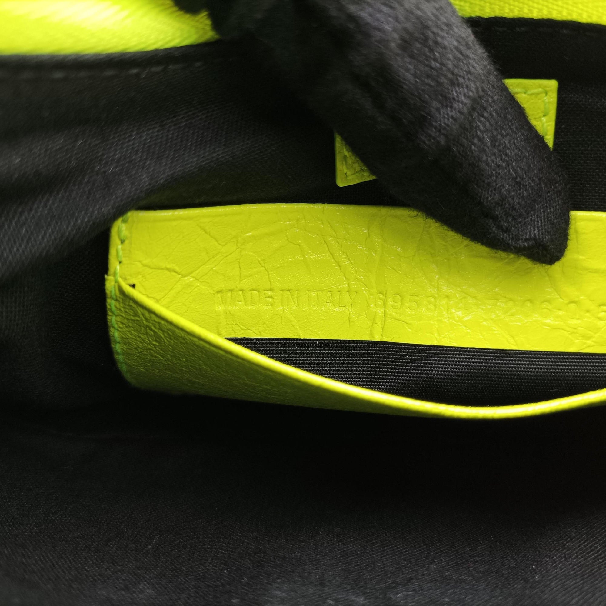 Le Cagole Green lambskin 695814.7206.Q.527545ルカゴール グリーン ラムスキン 695814.7206.Q.527545