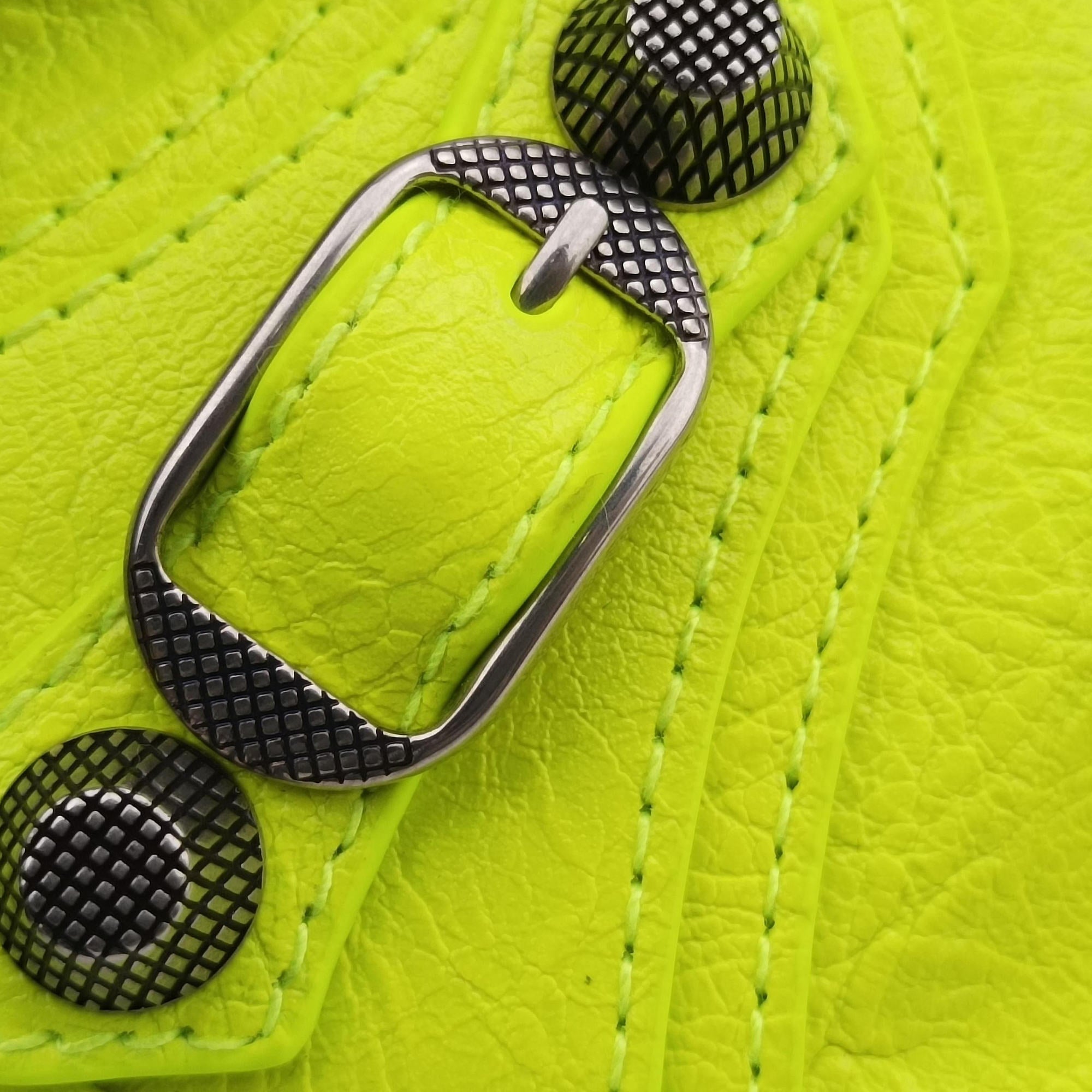 Le Cagole Green lambskin 695814.7206.Q.527545ルカゴール グリーン ラムスキン 695814.7206.Q.527545