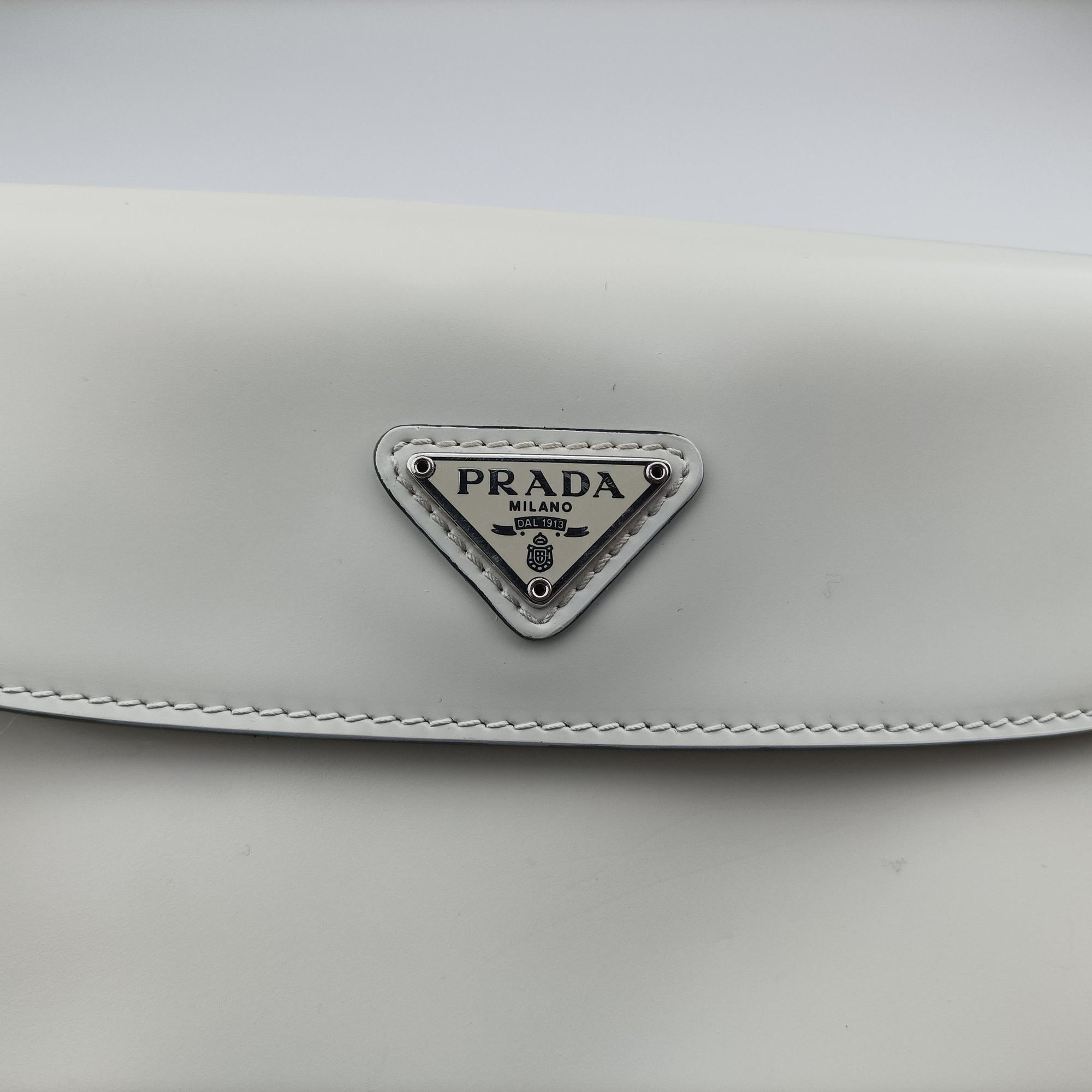 Cleo Flap White Leather 7/Dクレオフラップ ホワイト レザー 7/D