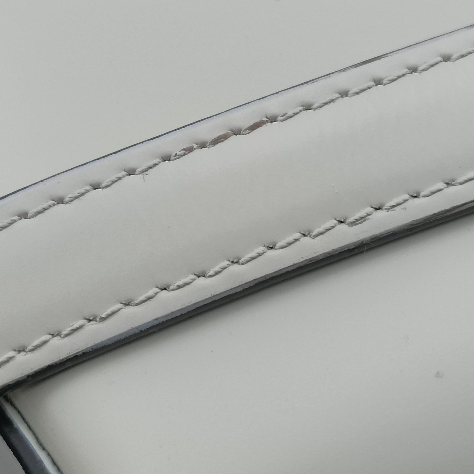 Cleo Flap White Leather 7/Dクレオフラップ ホワイト レザー 7/D