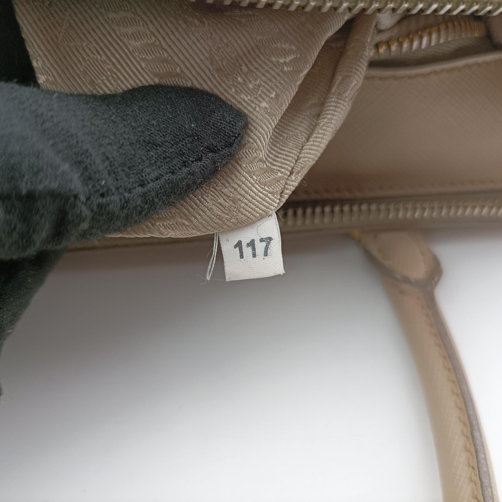 Galleria Beige SAFFIANO Leather BN2274 117ガレリア ベージュ サフィアーノレザー BN2274 117
