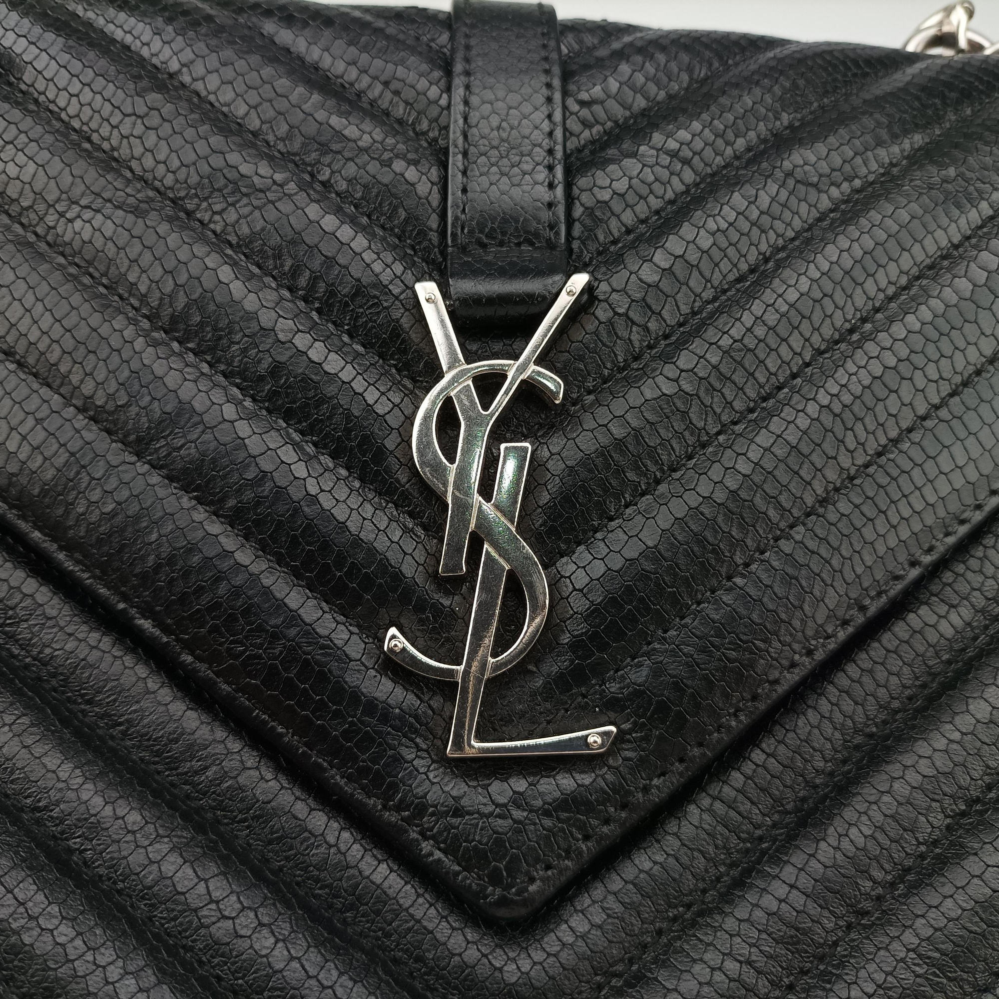 COLLEGE Medium Black Chevron-quilted leather 600279 TCT600279.0620カレッジ ミディアム ブラック キルティングレザー 600279 TCT600279.0620