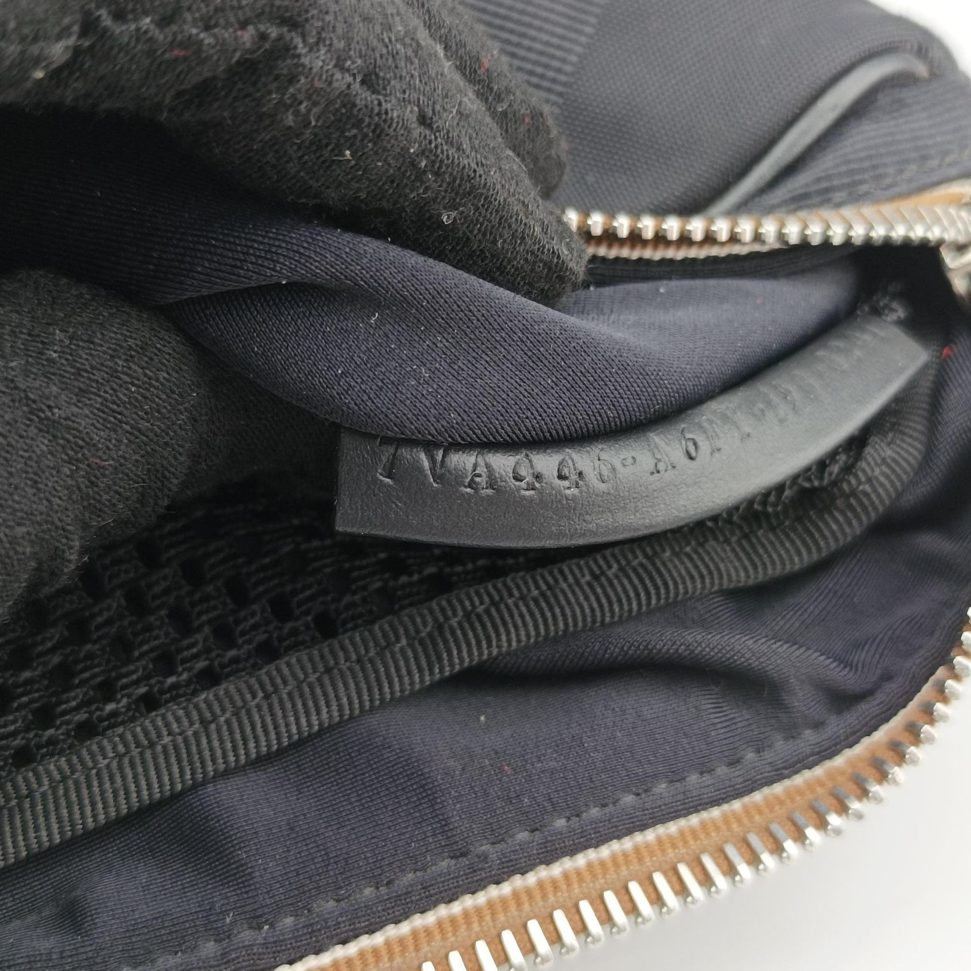 Pecan AMOR Logo Black canvas 7VA446 7VA446-A6FY-198-8241ペカン アモーレ ロゴ ブラック キャンバス 7VA446 7VA446-A6FY-198-8241