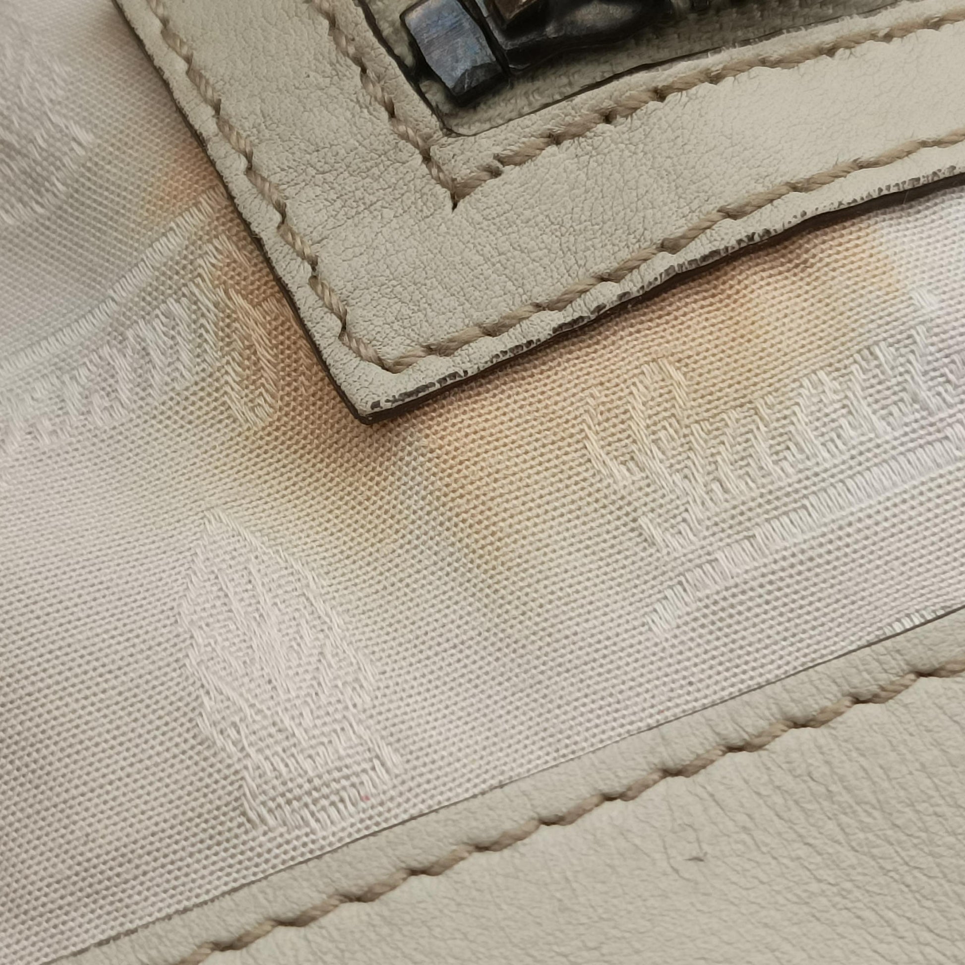 Babouska Hysteria White Leather 229852 H4859151バブーシュカ ヒステリア ホワイト レザー 229852 H4859151