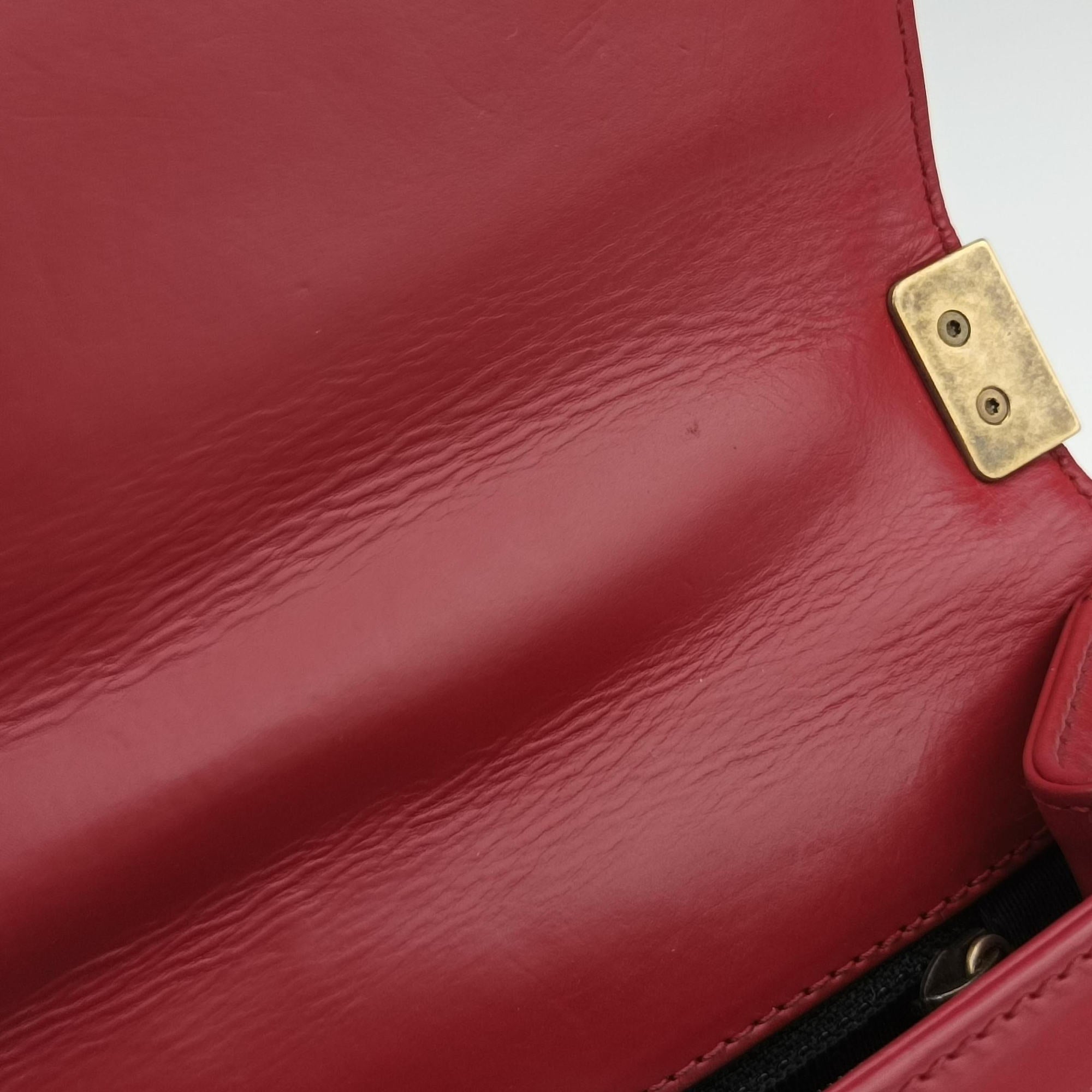 BOY CHANEL Red Leather A66713 15642116ボーイシャネル レッド レザー A66713 15642116