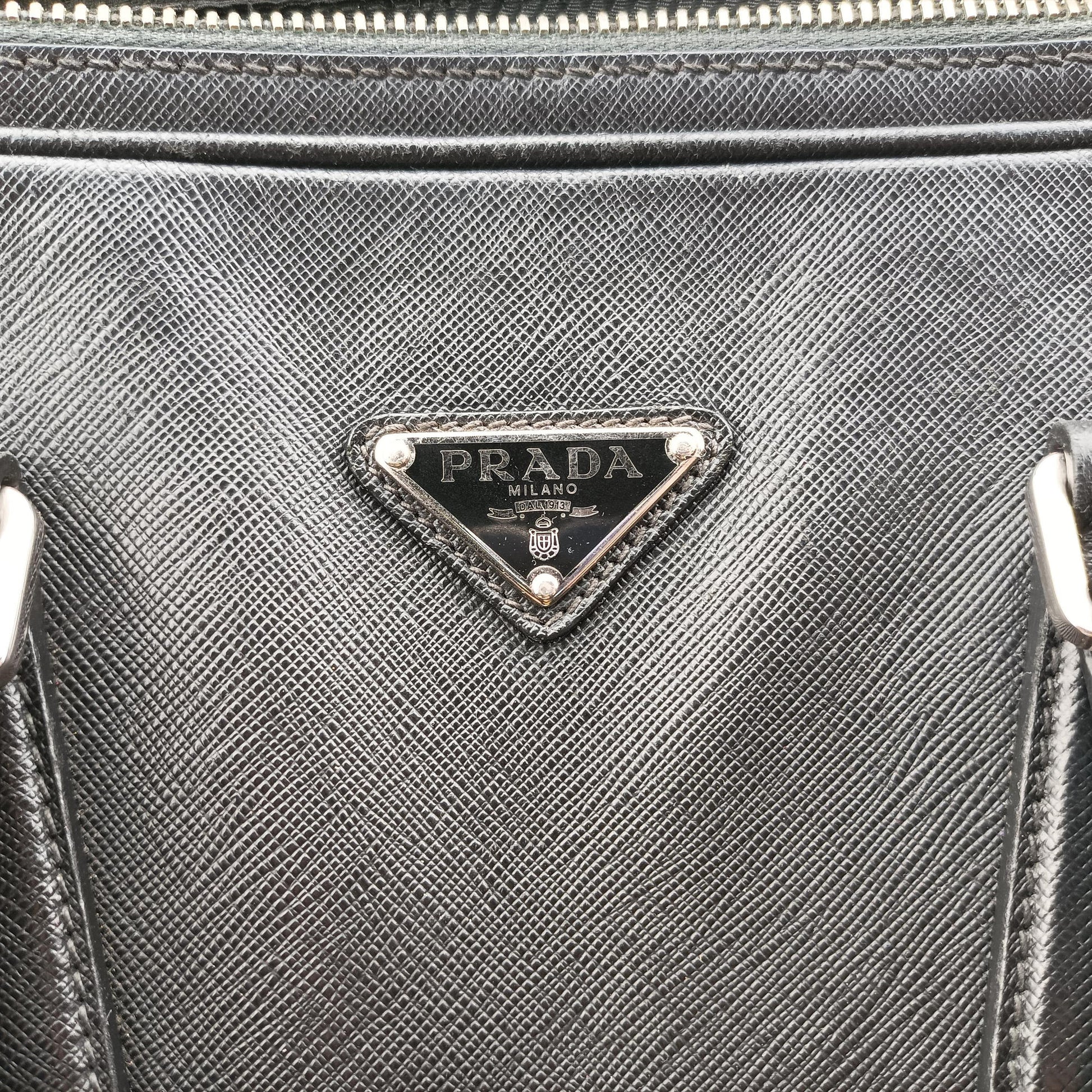 Business Briefcase Black SAFFIANO Leather 2VE011 8ビジネス ブリーフケース ブラック サフィアーノレザー 2VE011 8