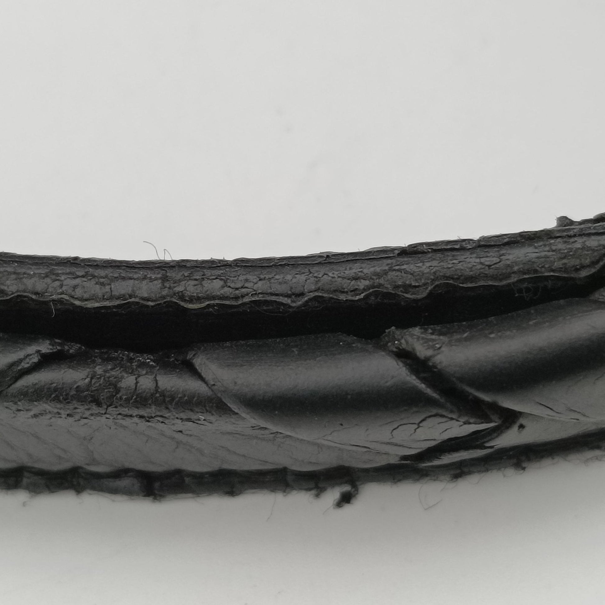 Intrecciato Black lambskin B00316925Uイントレチャート ブラック ラムスキン B00316925U