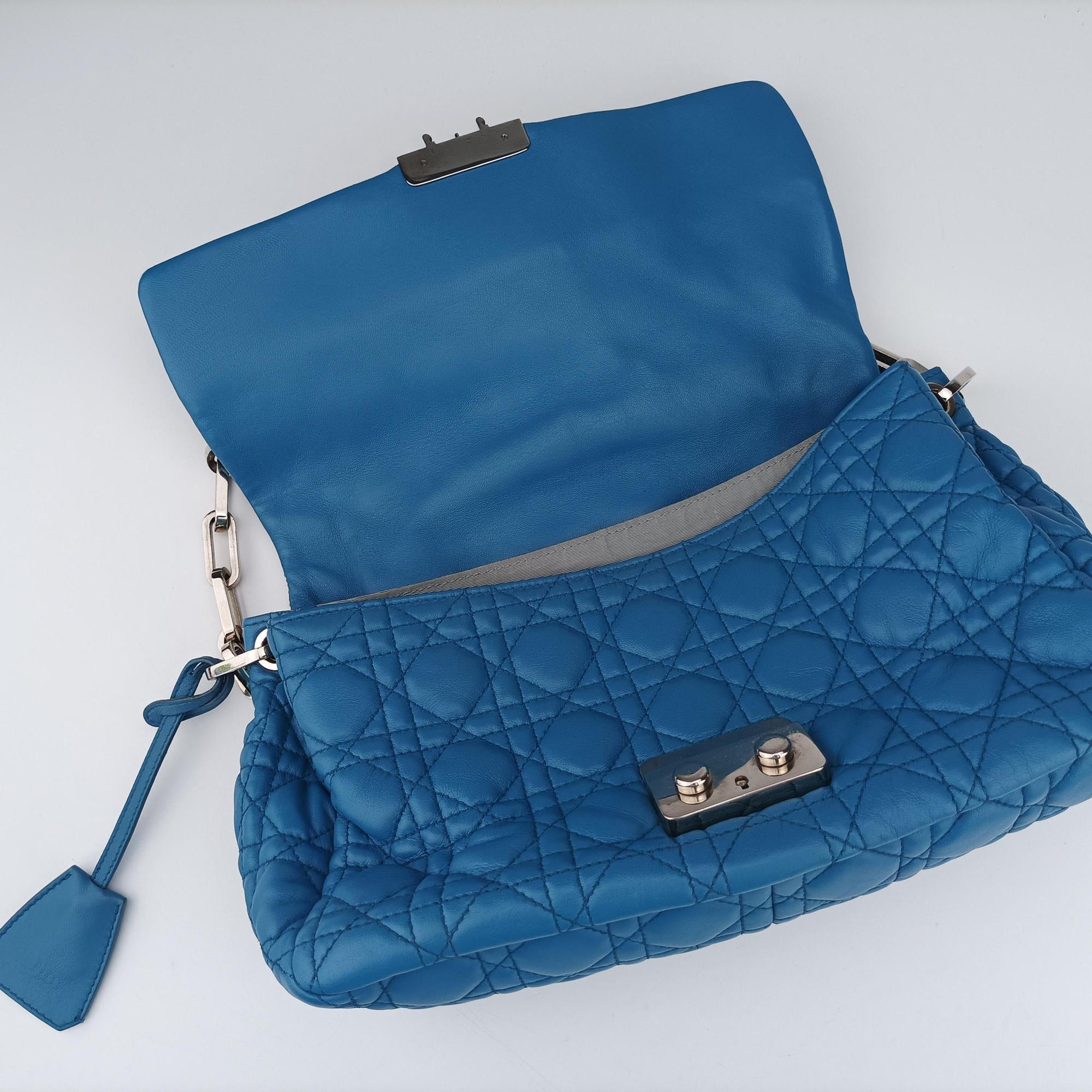 New Rock Cannage Blue Lambskin 17-BO-1101ニューロック カナージュ ブルー ラムスキン 17-BO-1101