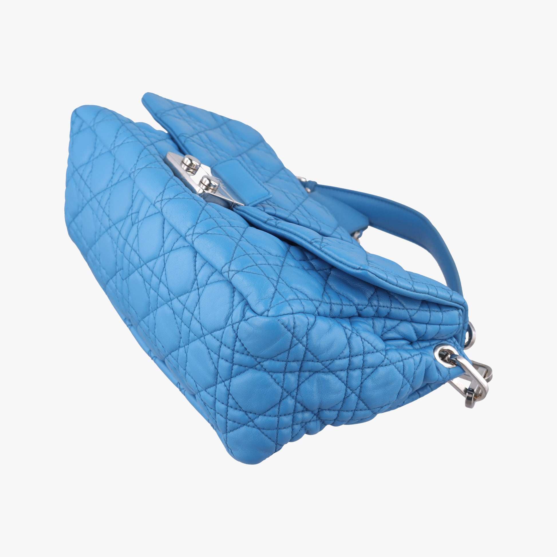 New Rock Cannage Blue Lambskin 17-BO-1101ニューロック カナージュ ブルー ラムスキン 17-BO-1101