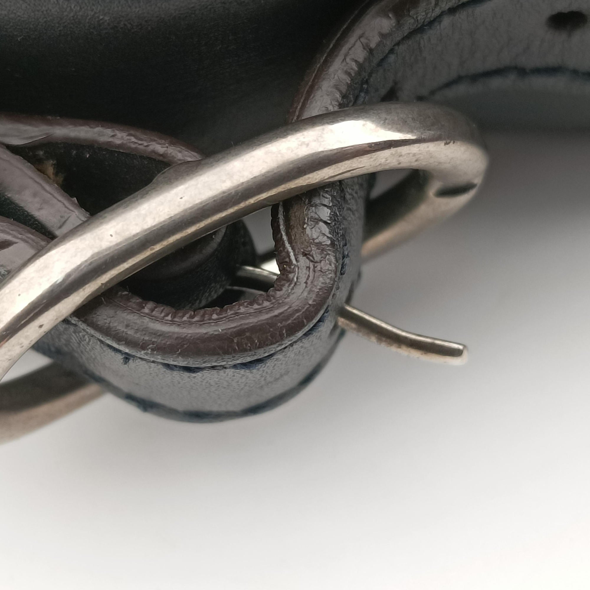 MessengerBlackLeatherH8517592メッセンジャーブラック レザーH8517592