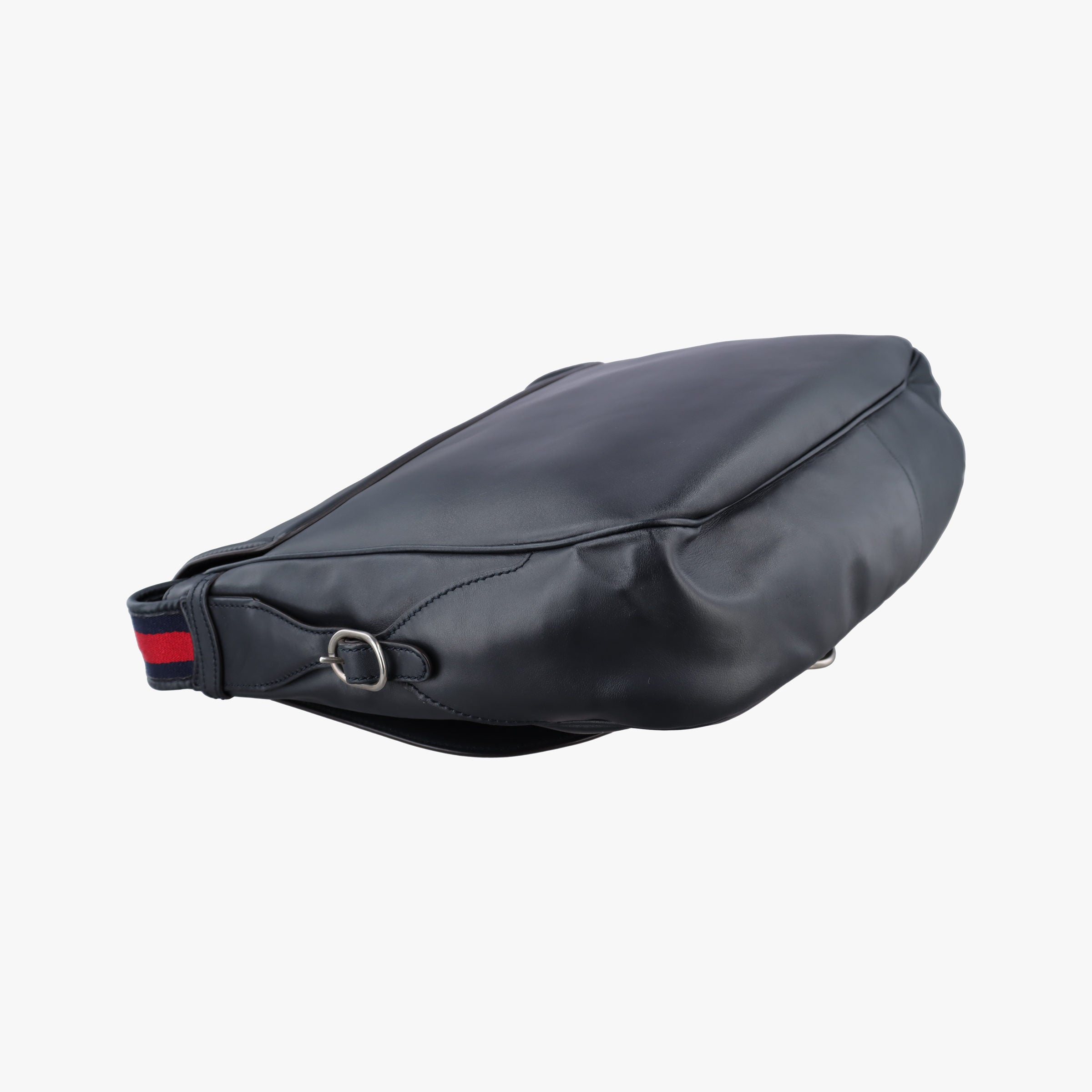 MessengerBlackLeatherH8517592メッセンジャーブラック レザーH8517592