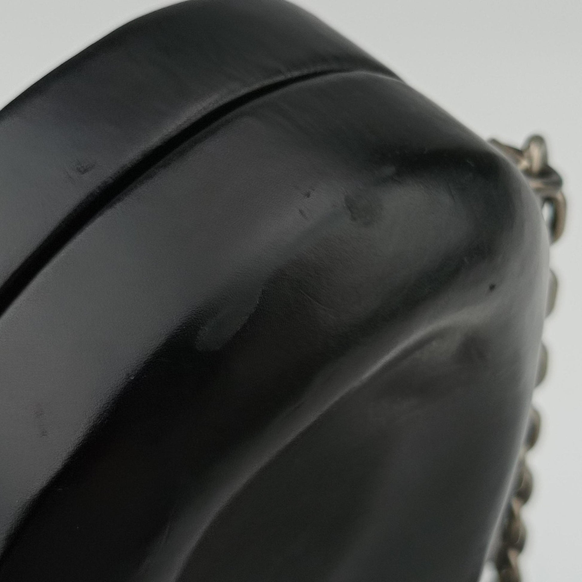 Love box heart Black Leather 564323 BCI564323.0319ラブボックス ハート型 ブラック レザー 564323 BCI564323.0319