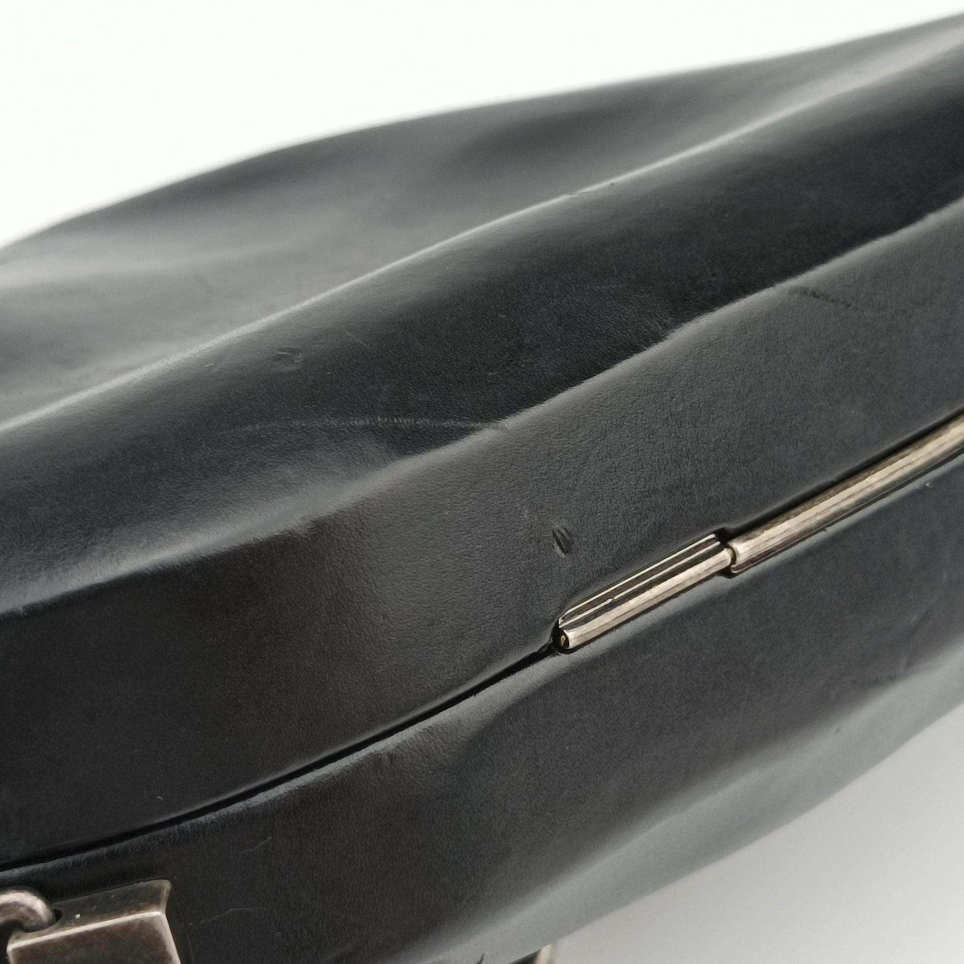 Love box heart Black Leather 564323 BCI564323.0319ラブボックス ハート型 ブラック レザー 564323 BCI564323.0319
