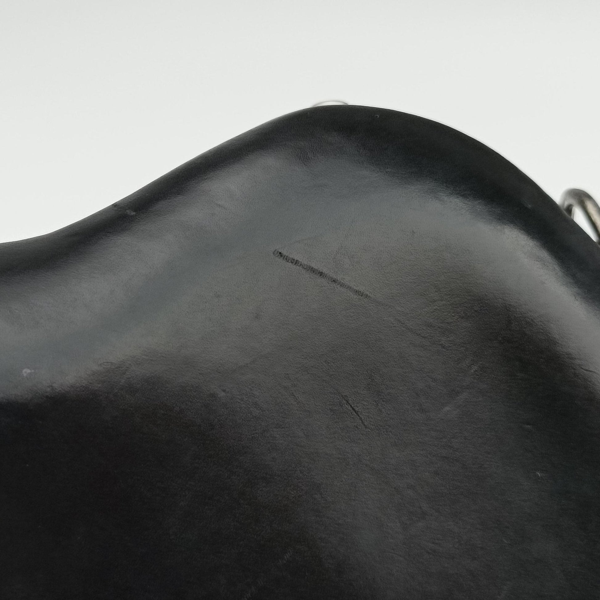 Love box heart Black Leather 564323 BCI564323.0319ラブボックス ハート型 ブラック レザー 564323 BCI564323.0319