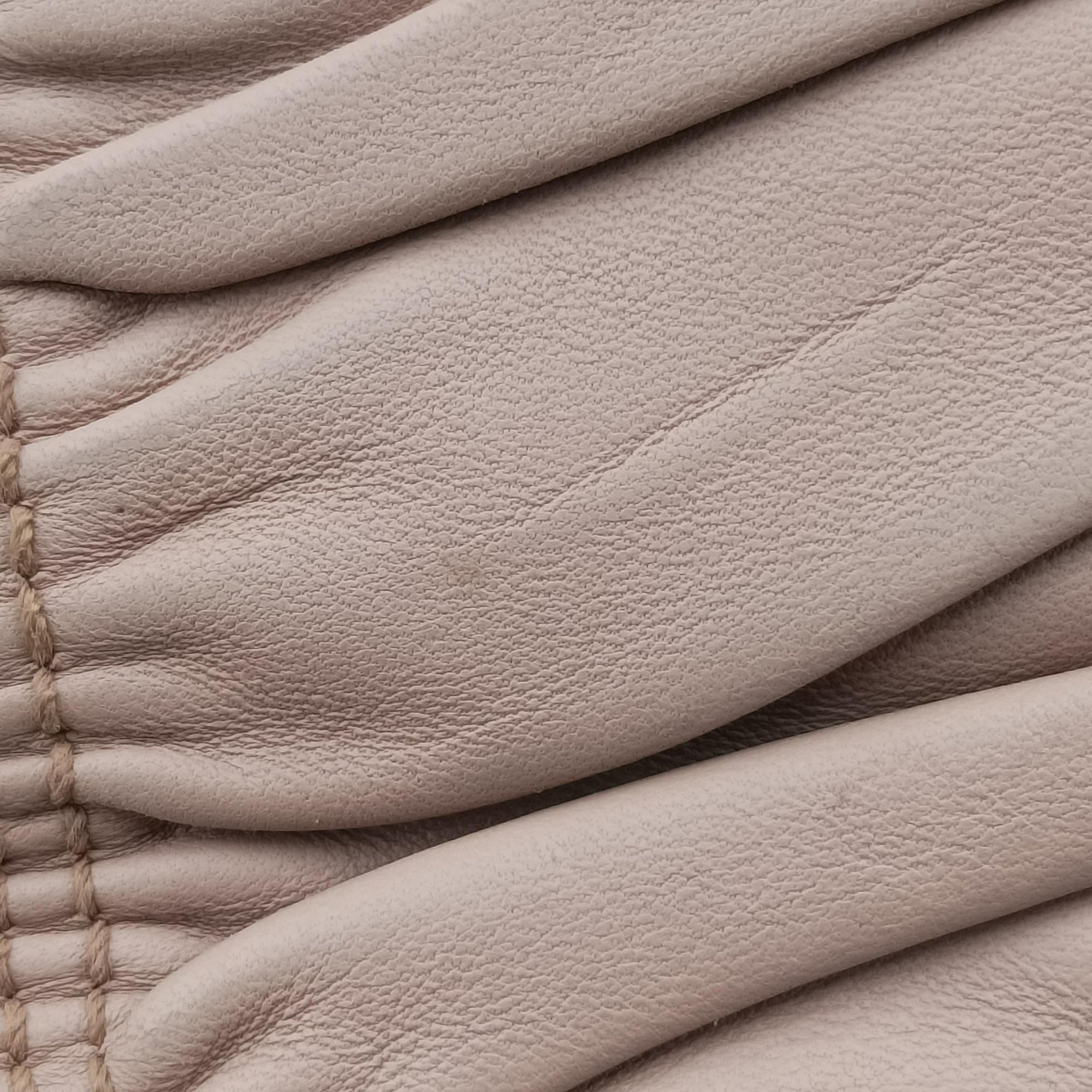 Gaufre Logo Flap Pink Nappa Leather BT0939 7/Qギャザー ロゴフラップ ピンク ナッパレザー BT0939 7/Q