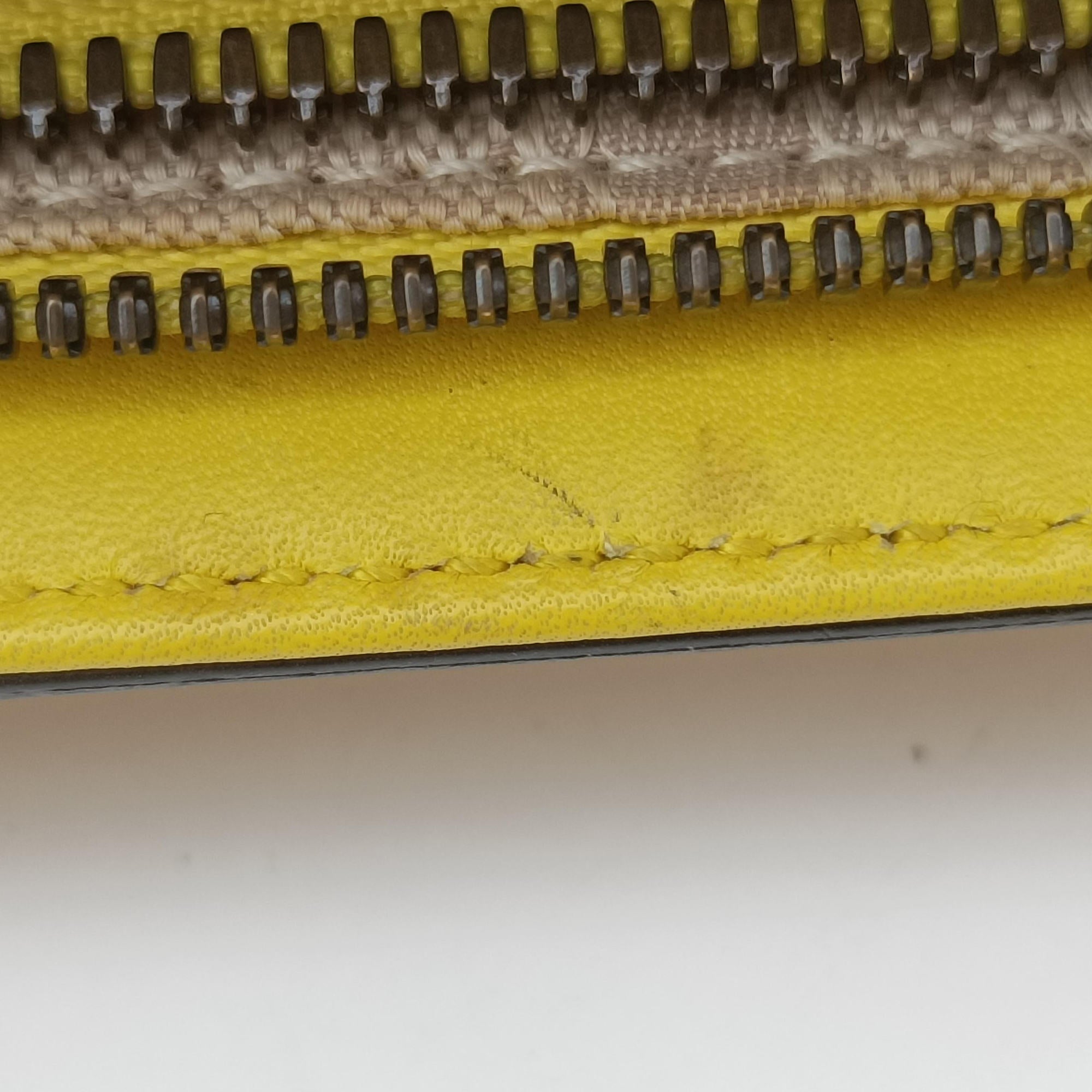 Bright Bit Yellow Patent 371925 E017477943ブライトビット イエロー パテント 371925 E017477943