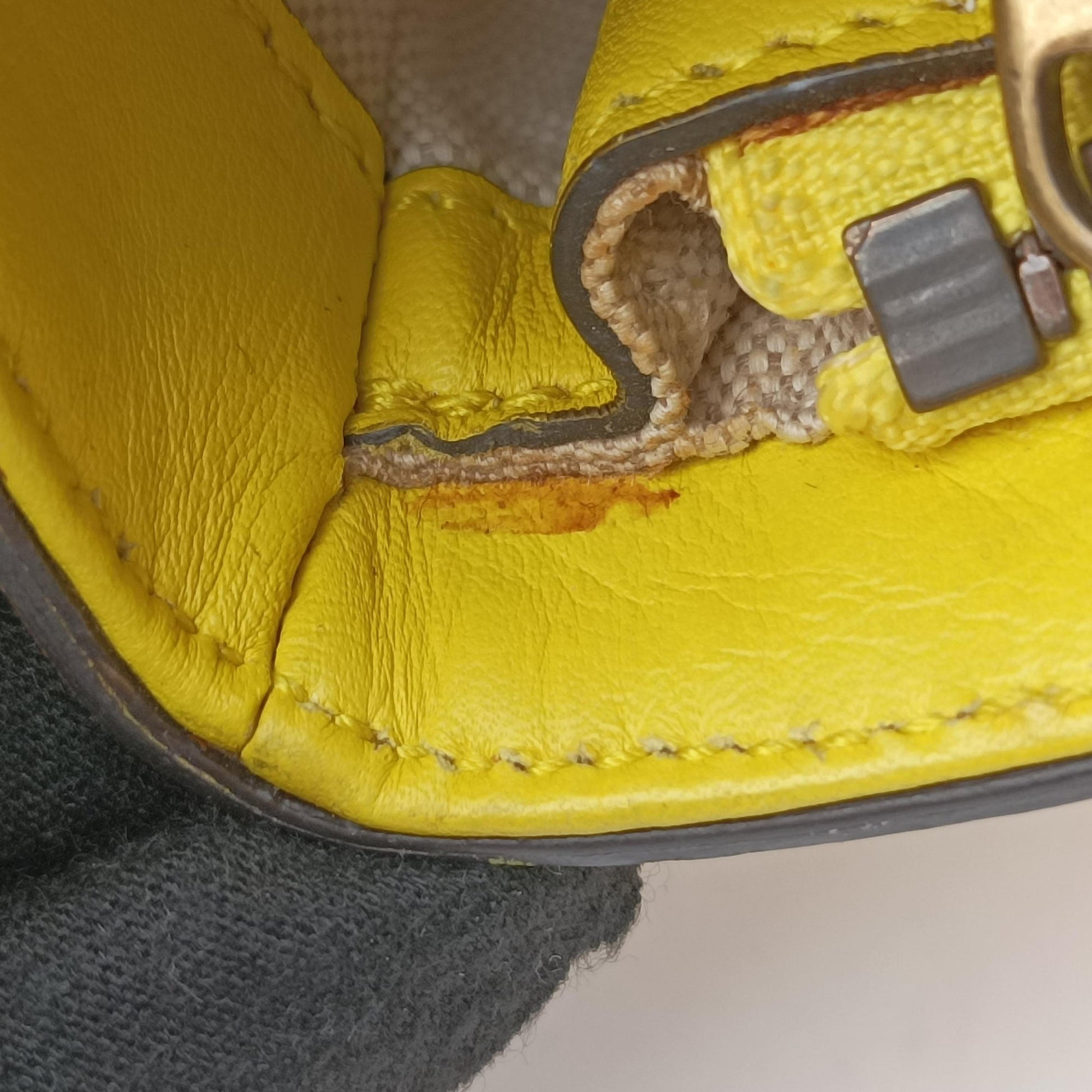 Bright Bit Yellow Patent 371925 E017477943ブライトビット イエロー パテント 371925 E017477943